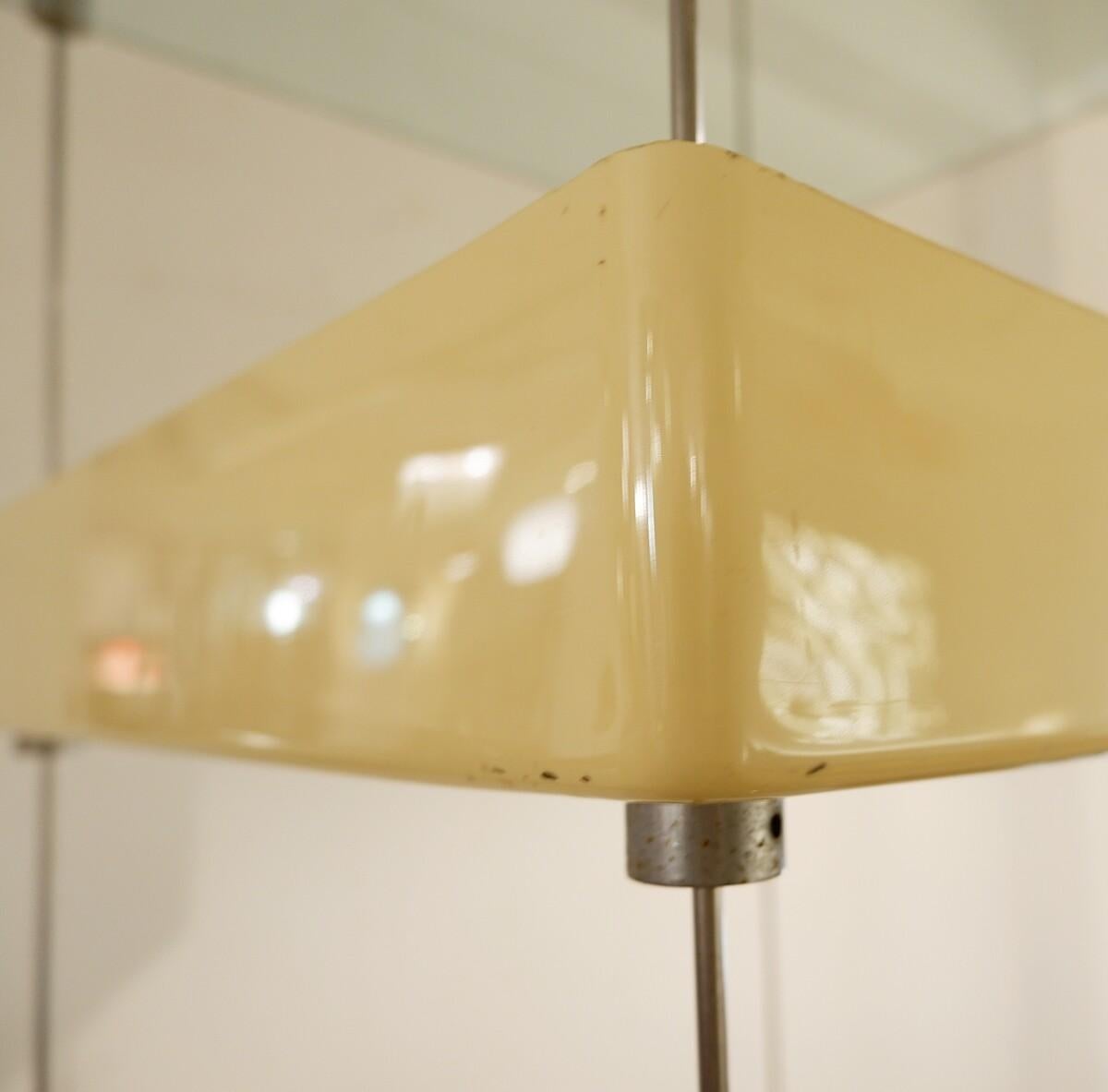 Libreria da soffitto 