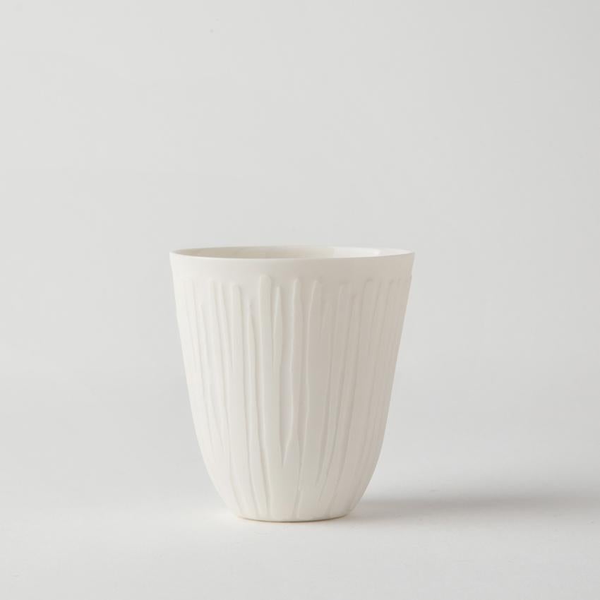 A simple, contemporary style along with the matte, white finesse of the porcelain will add a unique French touch to your table and to your home decor.

Design by Kaoline.