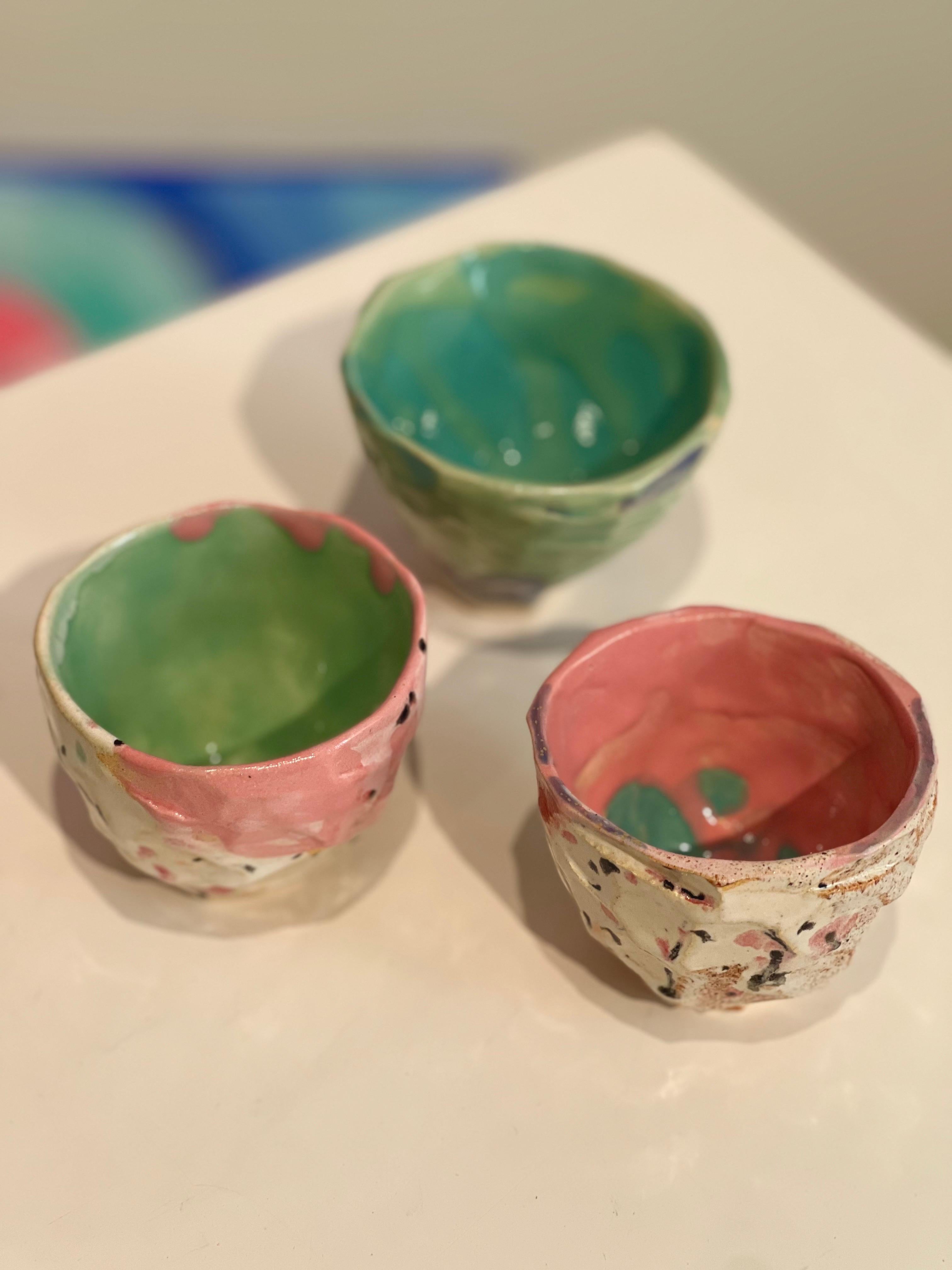Sculpté à la main Coupes Espresso japonaise inspirée par l'artiste-design Hania Jneid en vente