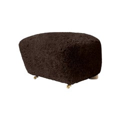 Tabouret de repose-pieds « The Tired Man » en peau de mouton naturel Espresso de Lassen