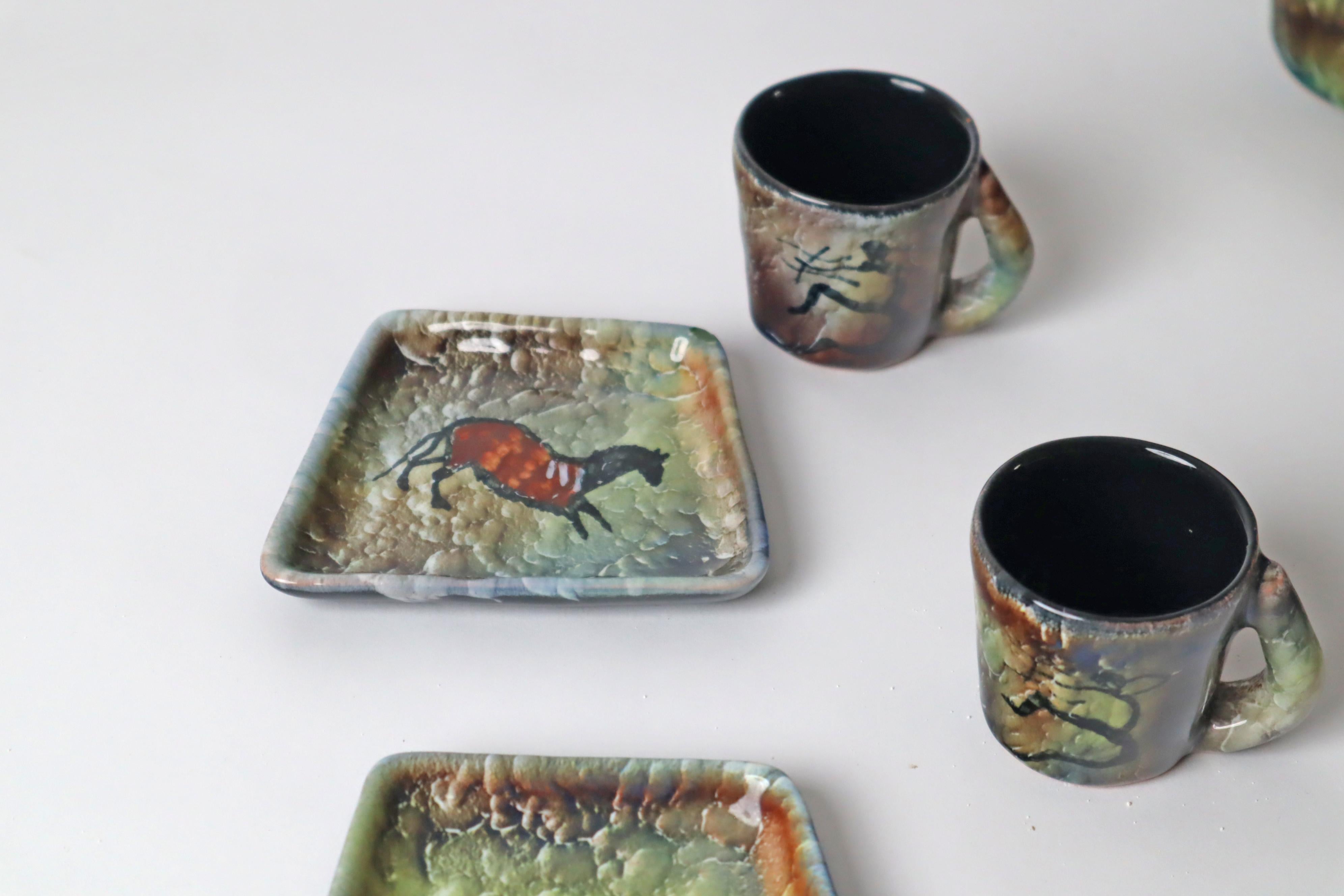 Juego de café expreso para 6 personas con pintura de la Edad de Piedra Lascaux, Francia Años 60 Francés en venta