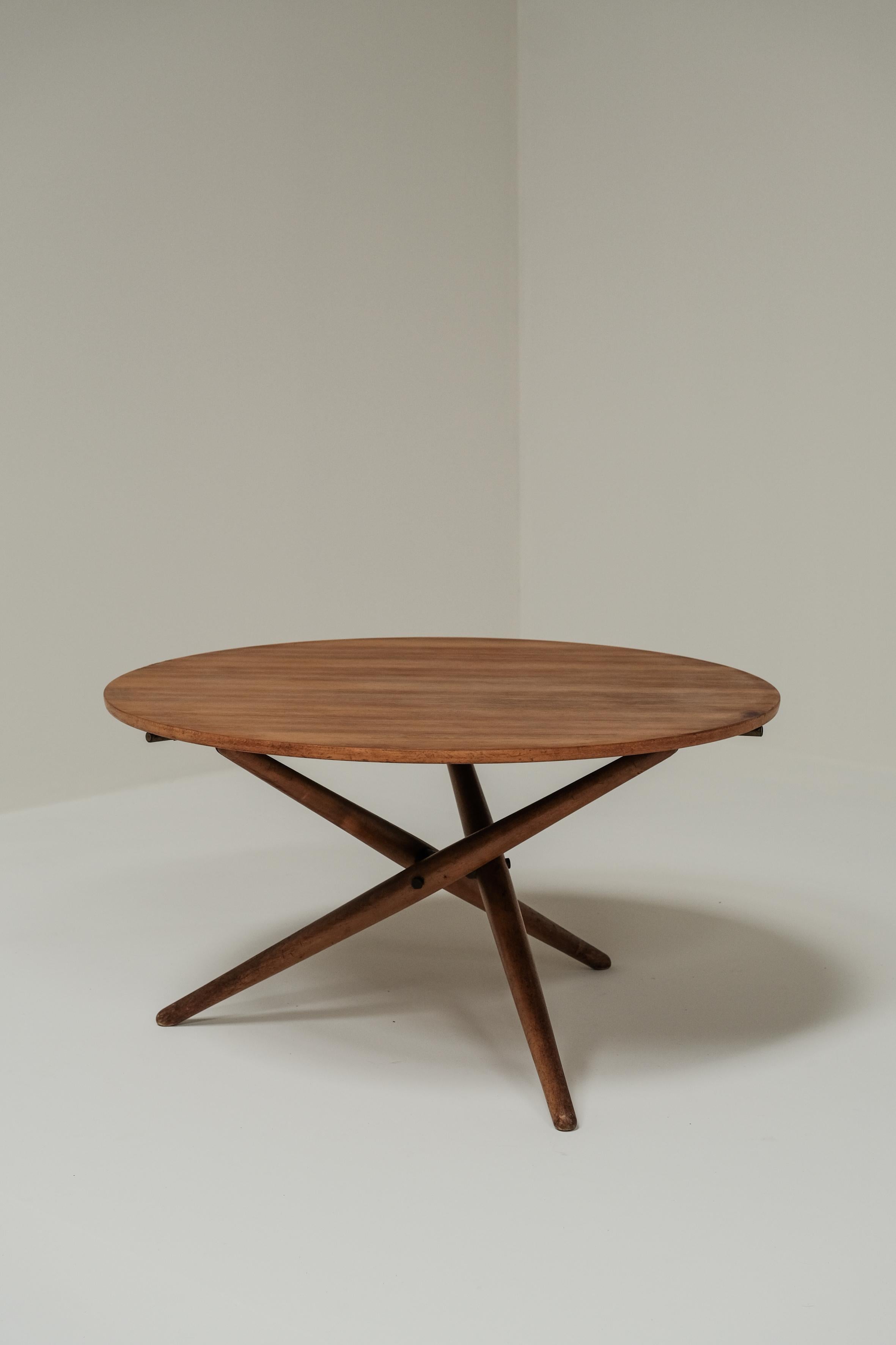 Ess Tee Tisch by Jurg Bally for wohnlife 1950, adjustable height 1