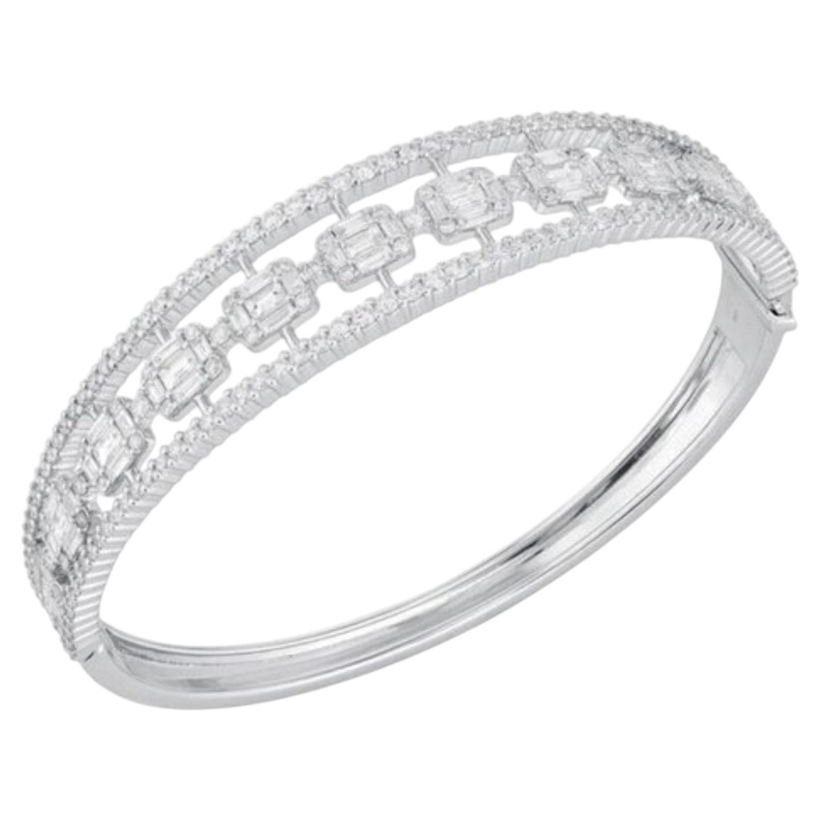 Essence Baguette Diamond 18K White Gold Bangle Bracelet For Sale