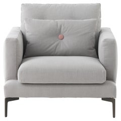 Poltroncina Essentiel con cuscino in tappezzeria Grigio Creta di Sergio Bicego