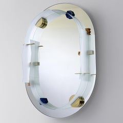 Espejo Escultórico Ovalado de Cristal Satinado Essenza