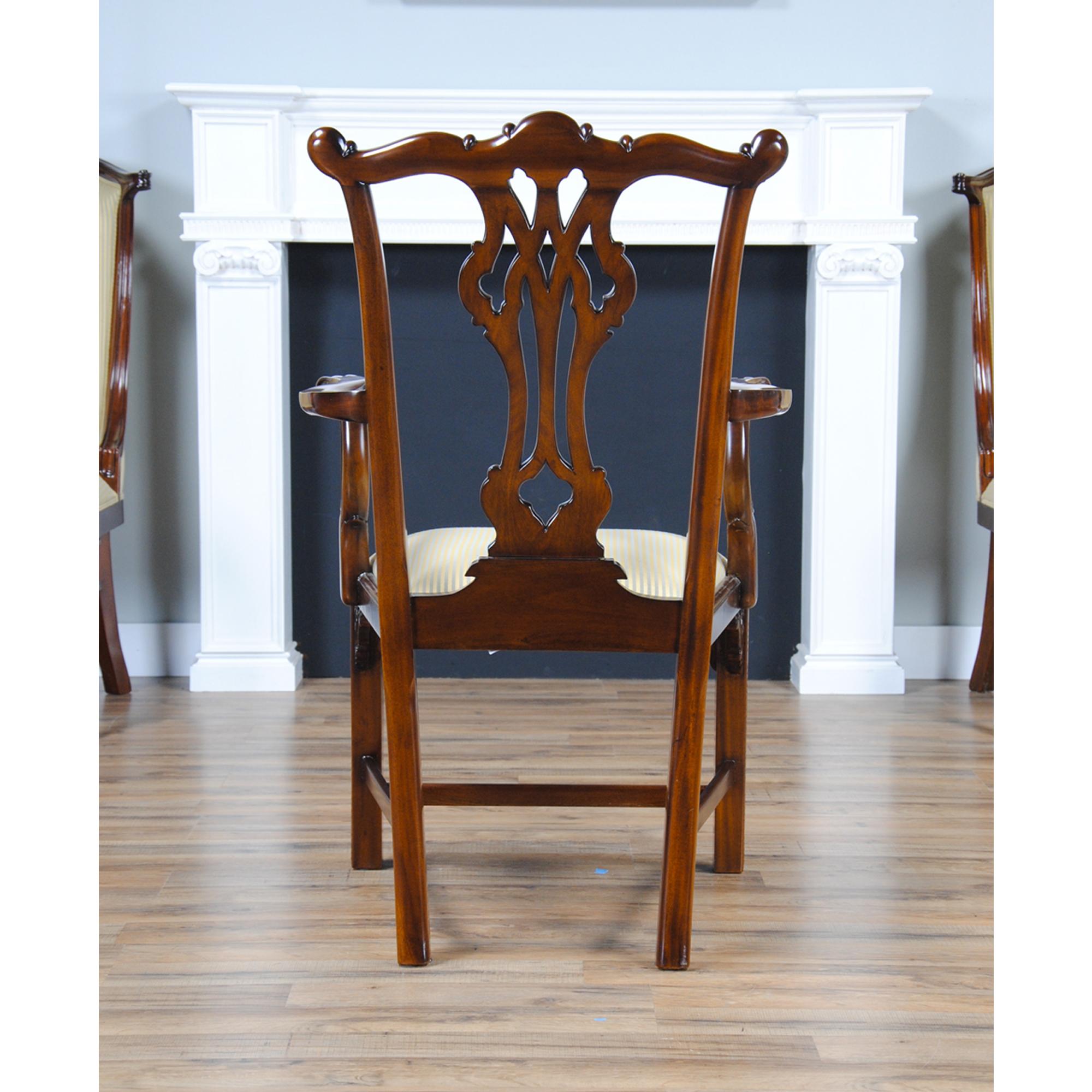Essex Chippendale Chairs, Set of 10 In New Condition For Sale In Annville, PA