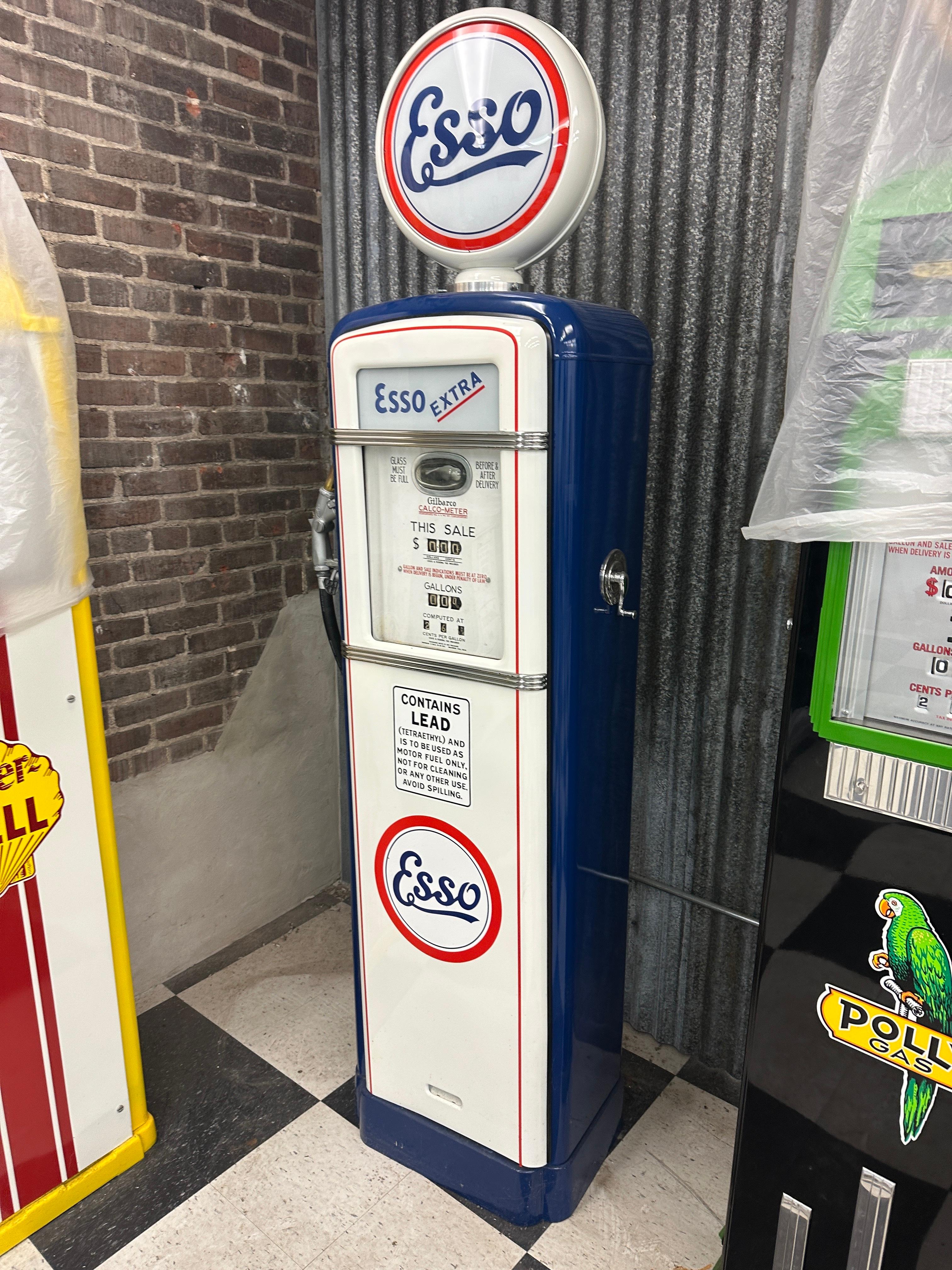 Esso Gas Gilbarco Zapfsäule, Modell 96 (Emailliert) im Angebot