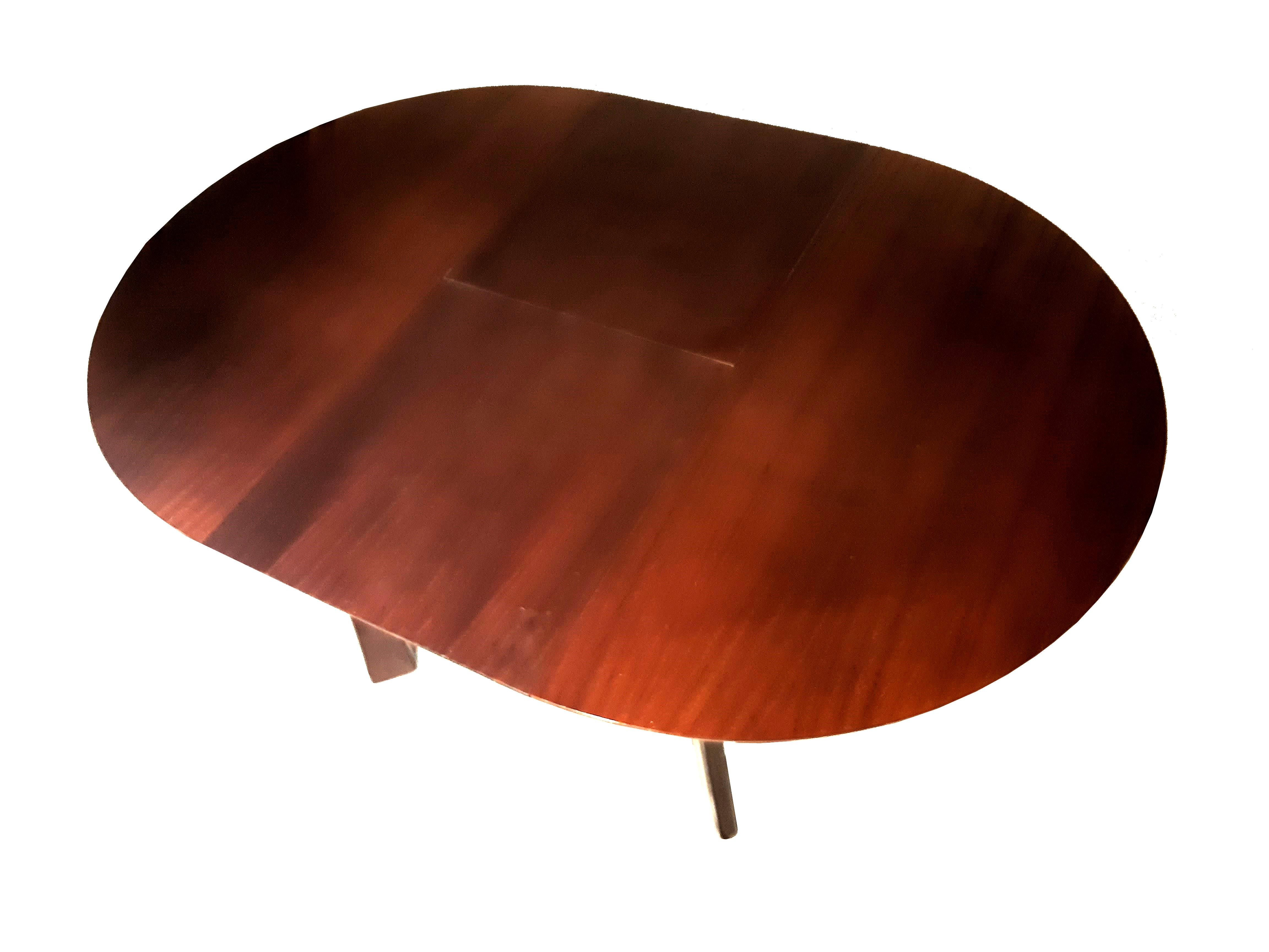 Esstisch + 4 Stühle Mahagoni 60er Jahre (Holz) im Angebot
