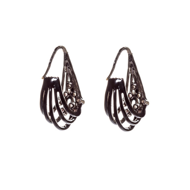 Brilliant Cut 18 Karat Gold and Diamond Earrings Woven with Black Enamel For Sale