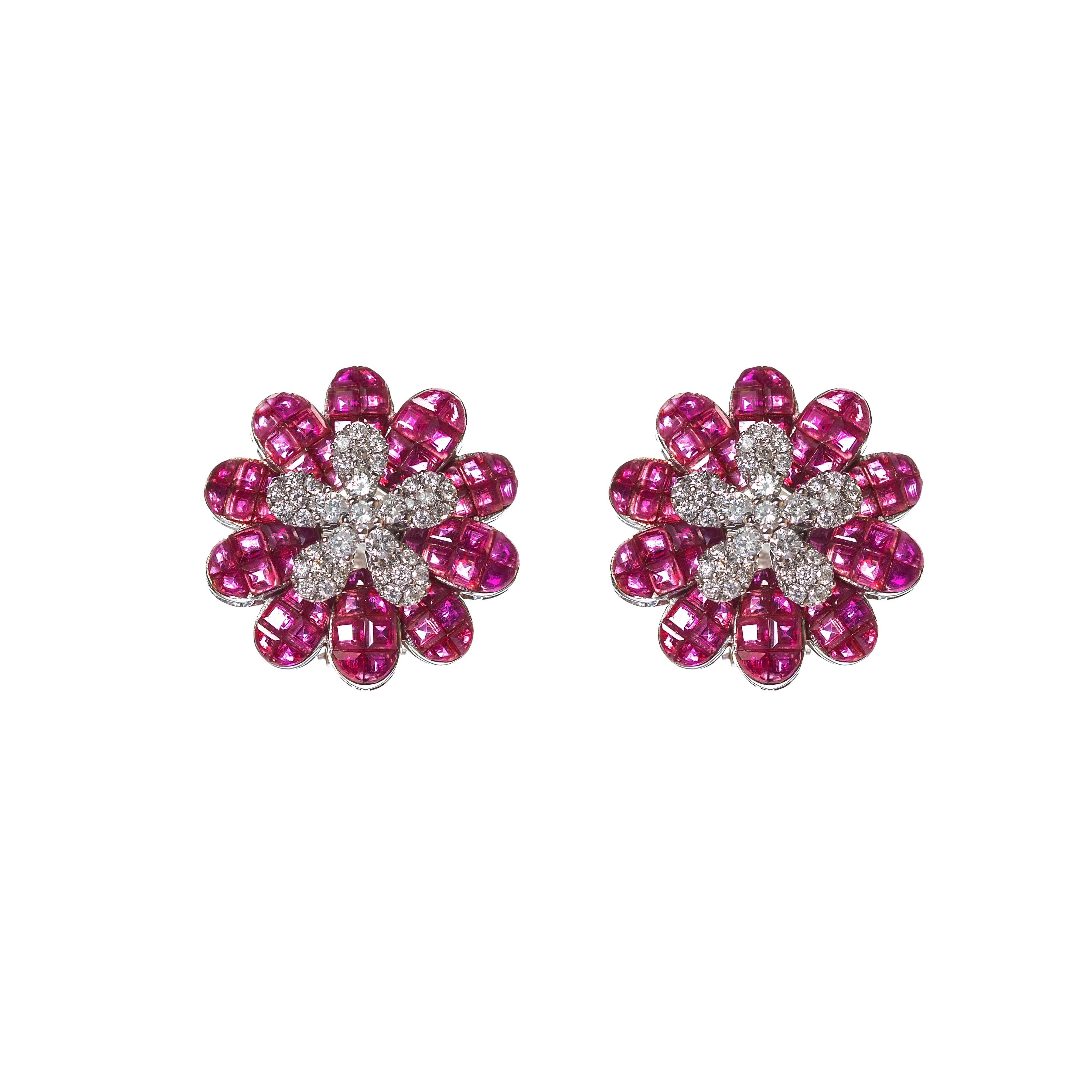 Rubin-Blumen-Ohrringe mit Diamanten (Zeitgenössisch) im Angebot