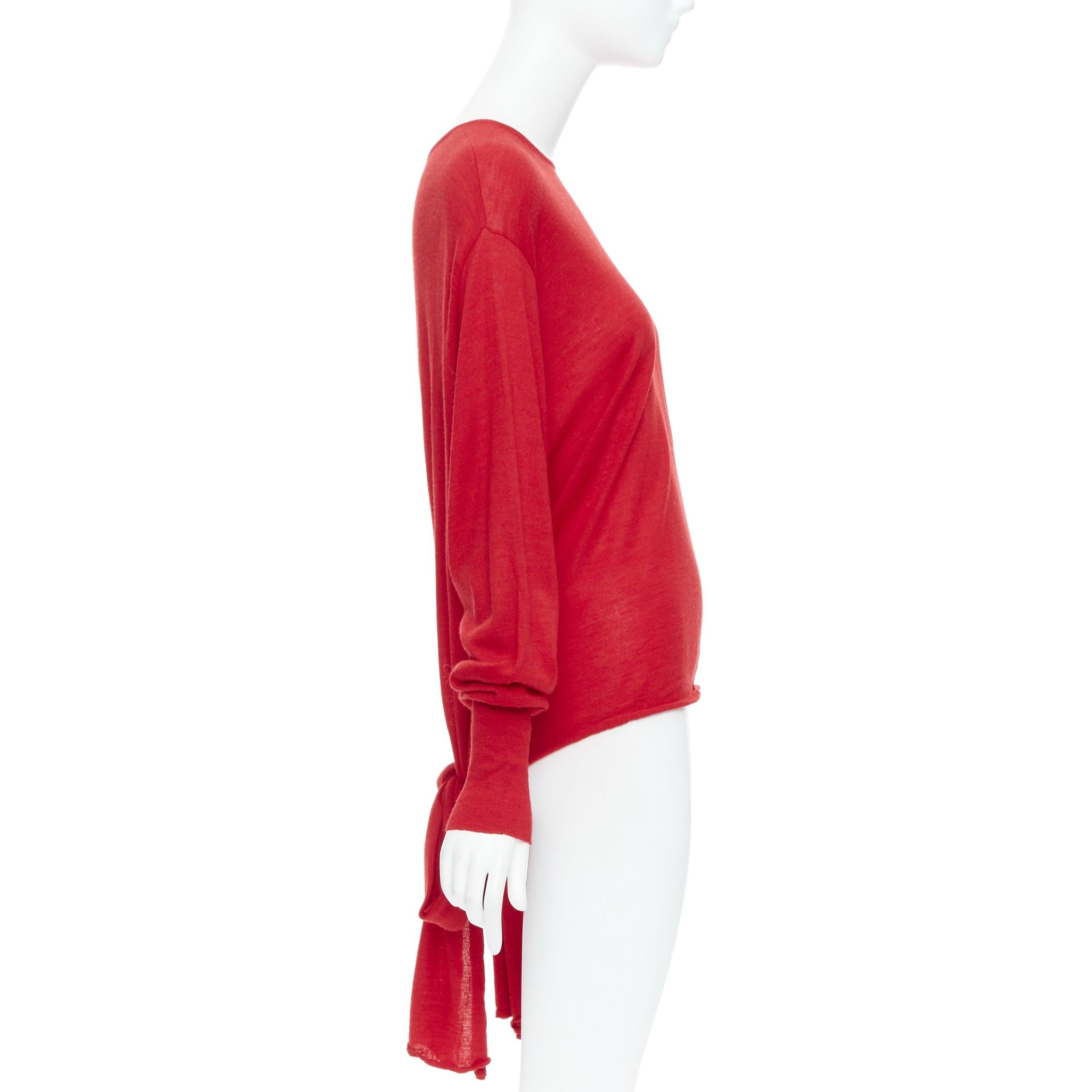 ESTABAN CORTEZAR Pull dos nu rouge en laine mérinos, soie et cachemire, taille M Bon état - En vente à Hong Kong, NT
