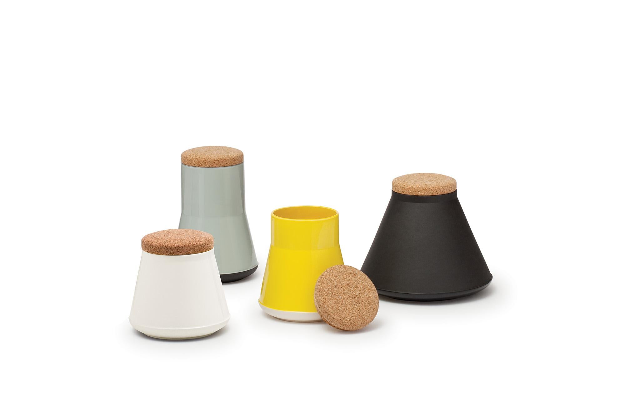 XXI secolo e contemporaneo Established & Sons Contenitore di stoccaggio extra large di Estd Collection in vendita