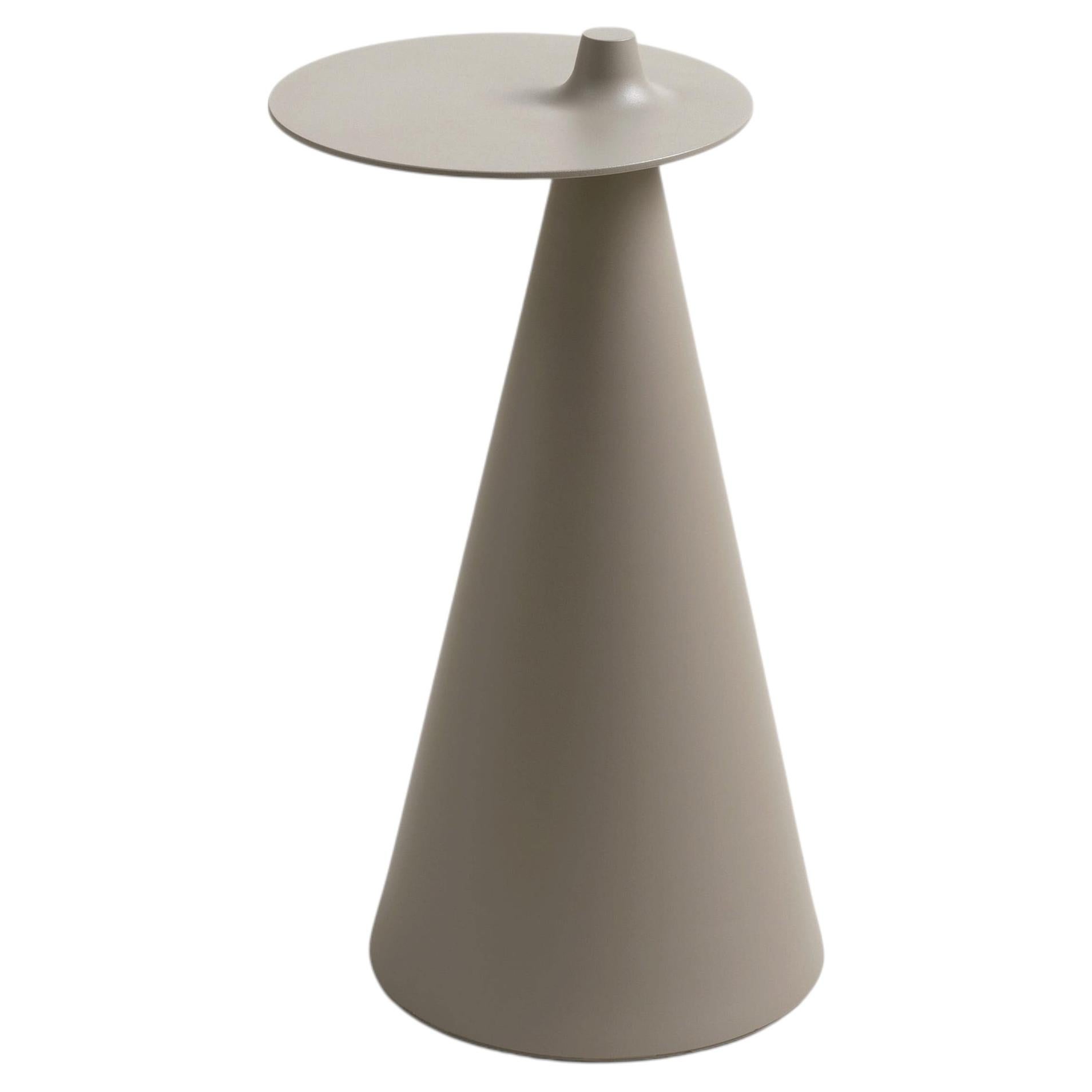 Tavolino rotondo FEZ di Established & Sons, finitura Cosy Grey, design di Nao Tamura