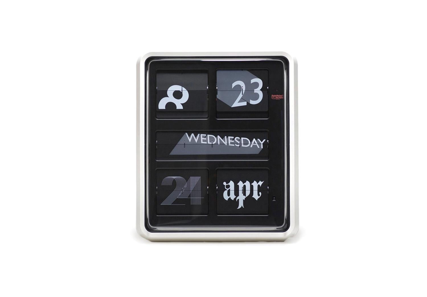 The iconic calendar clock, with its distinctive form and flip mechanism, has an established following in design circles. Sebastian Wrong deliberately increases our attraction to its retro look by introducing an ever-changing display. The font clock