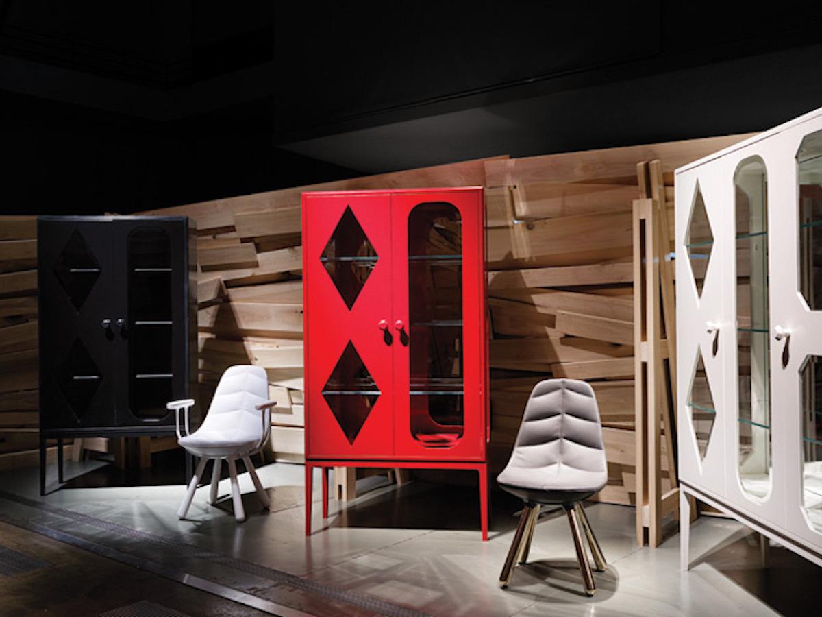 Armario de dos puertas Established & Sons Tudor en blanco de Jaime Hayon en Excelente estado para la venta en London, GB