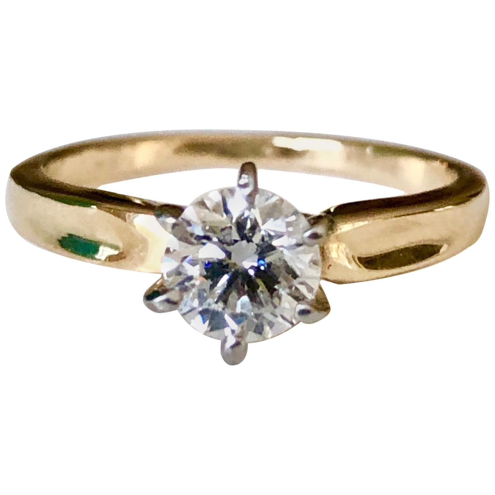 Vintage 0.75 Carat Natural Diamond Engagement Ring 18 Karat Gold & Platinum For Sale