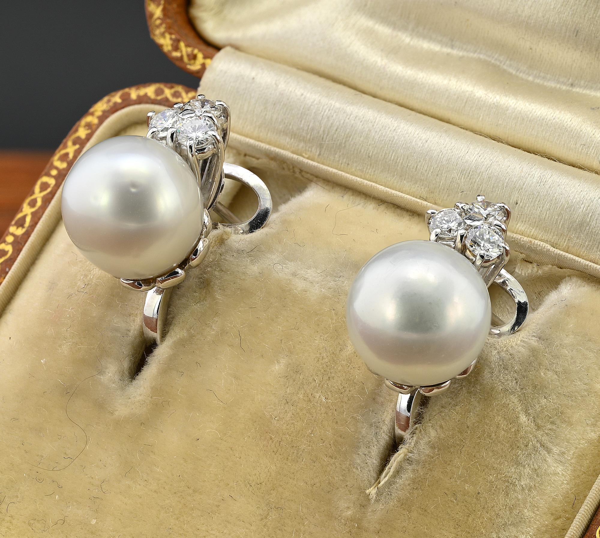 Brilliant Cut Estate 10.5 mm. South Sea Pearl .60 CT  G VVS Diamond  18 Kt For Sale