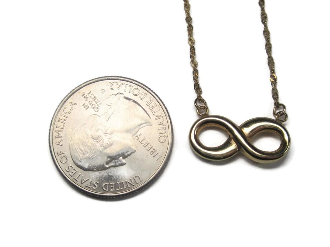 Estate 10K Infinity Necklace 16 Inches For Sale 1