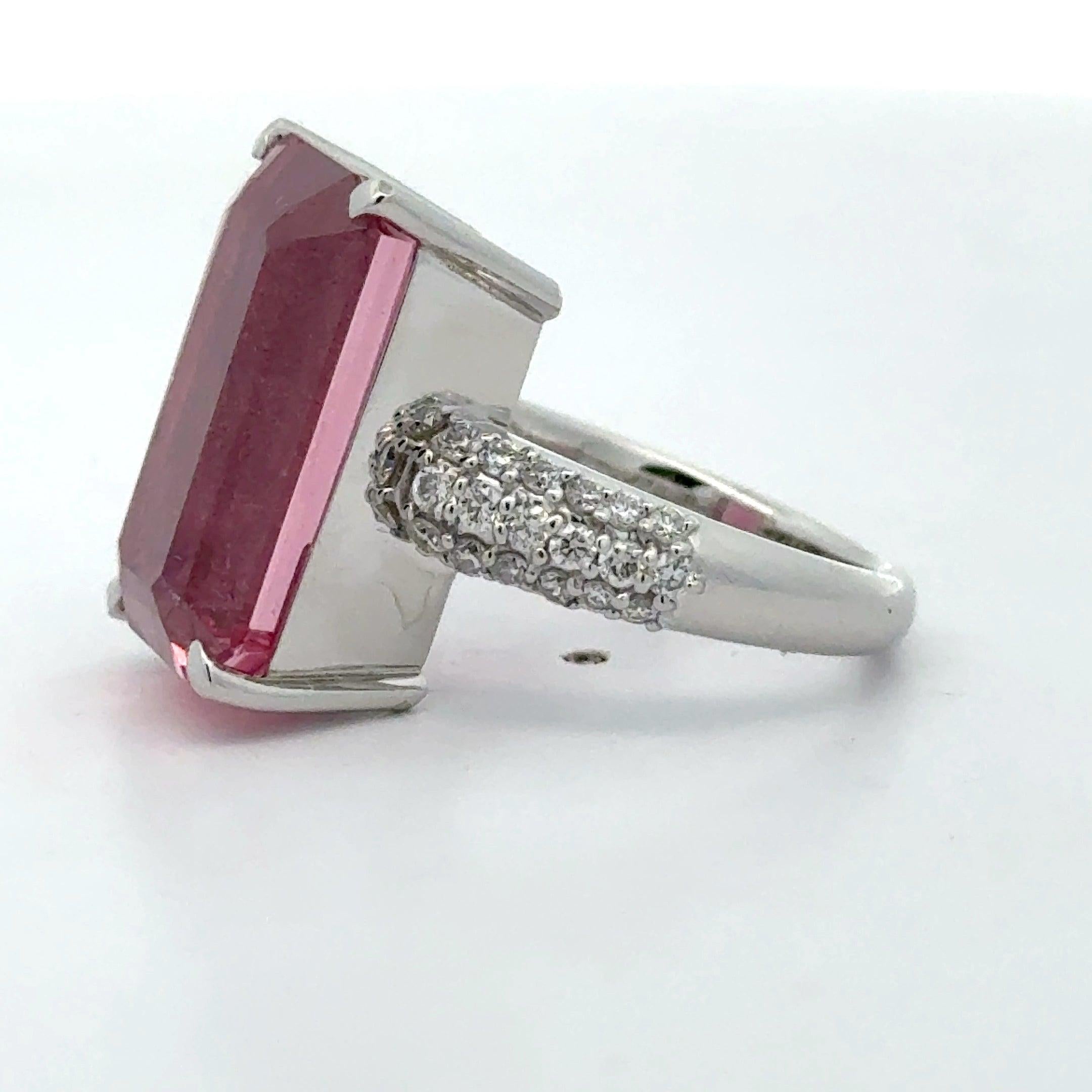 Estate 11.18 ct Pink Tourmaline Diamond Platinum Ring 15535 Bon état - En vente à Derby, NY