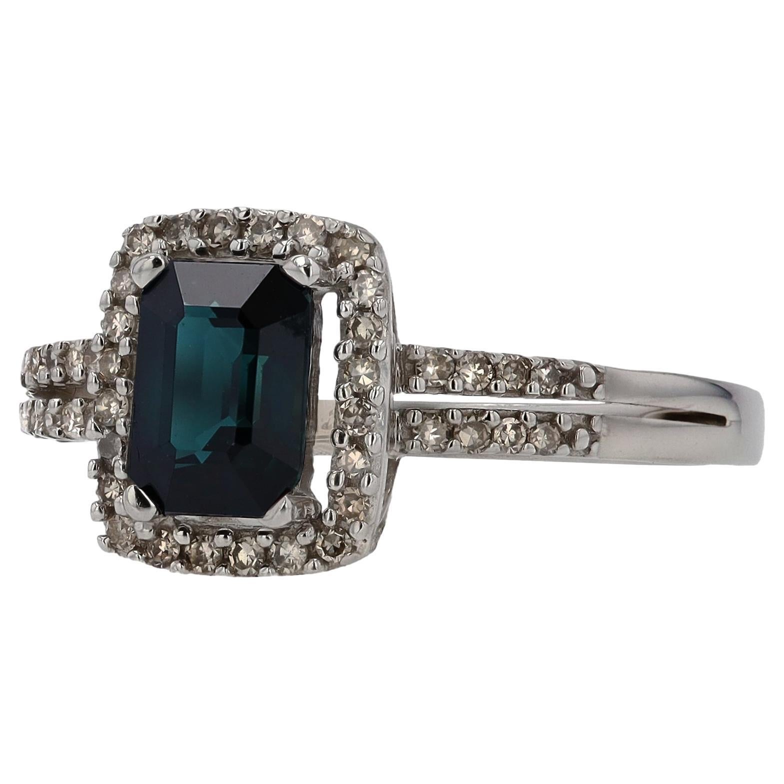 Estate 1.15 Carat Sapphire Vintage Engagement Ring For Sale