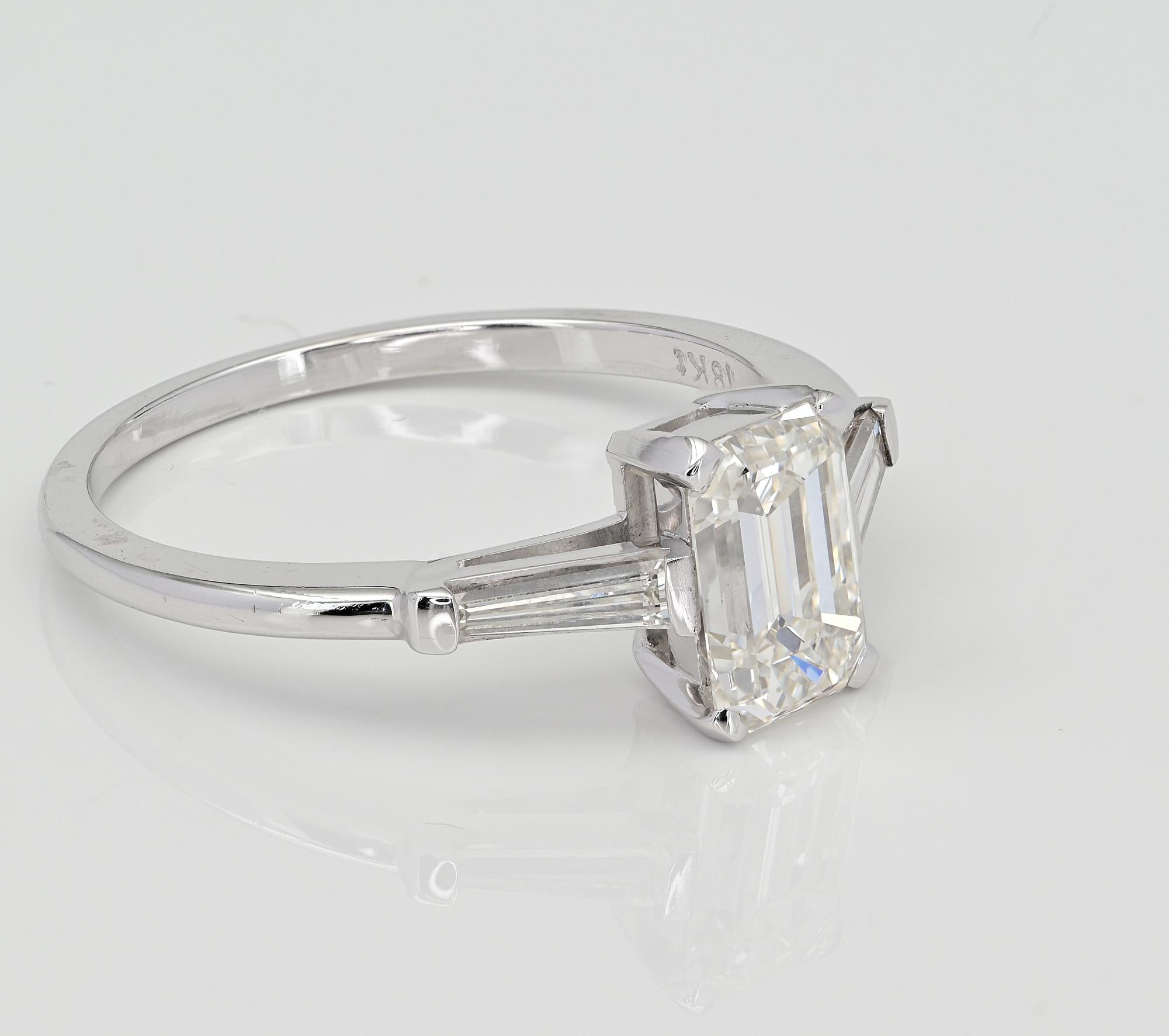 Contemporary Estate 1.21 Ct Emerald Cut Diamond G VVS1 Diamond Ring For Sale