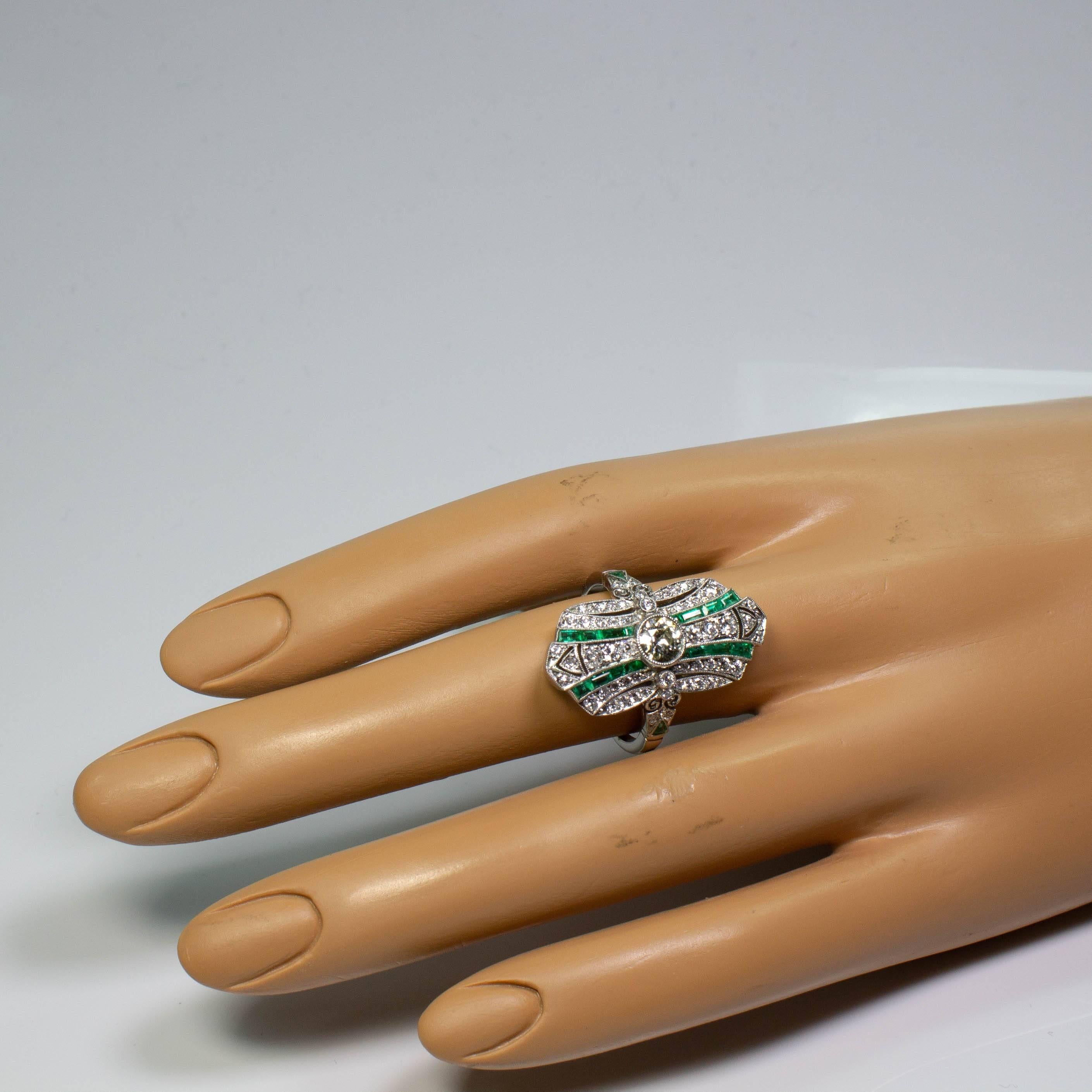 Women's or Men's Estate 1.28 Carat Diamond and Emerald Ring