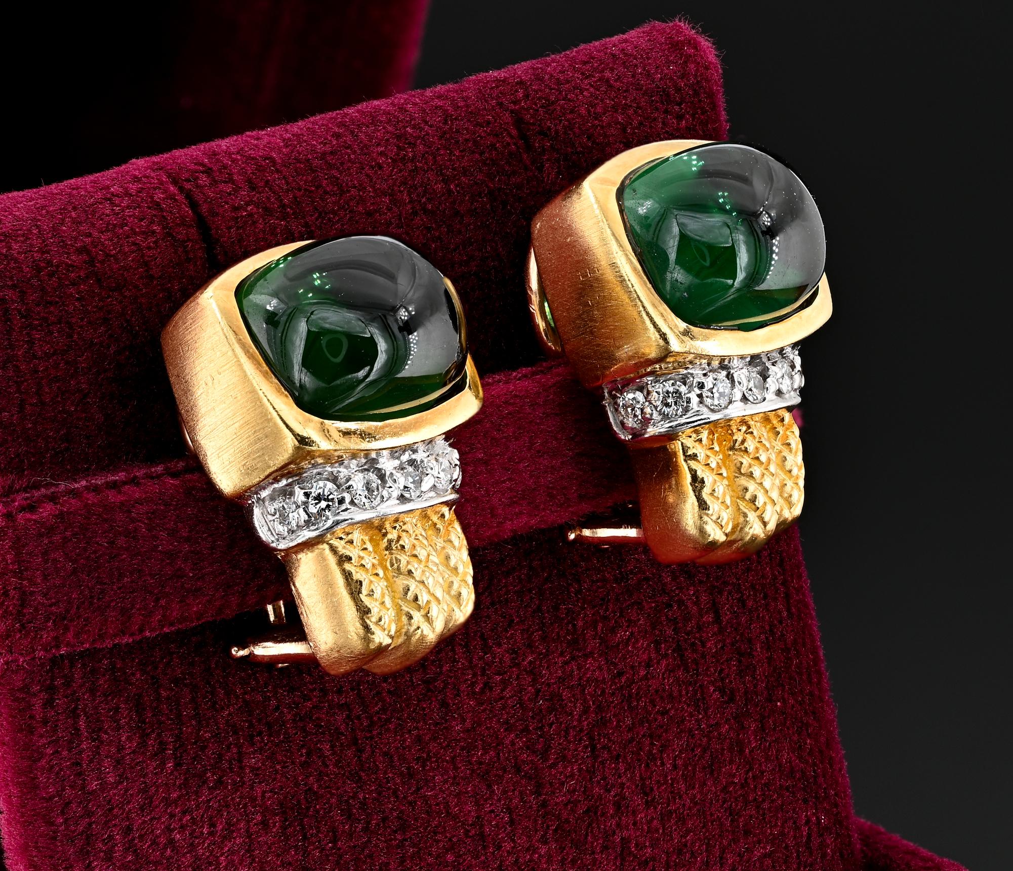 Estate 12,80 Karat natürlicher grüner Turmalin Diamant 14 KT Ohrringe (Cabochon) im Angebot