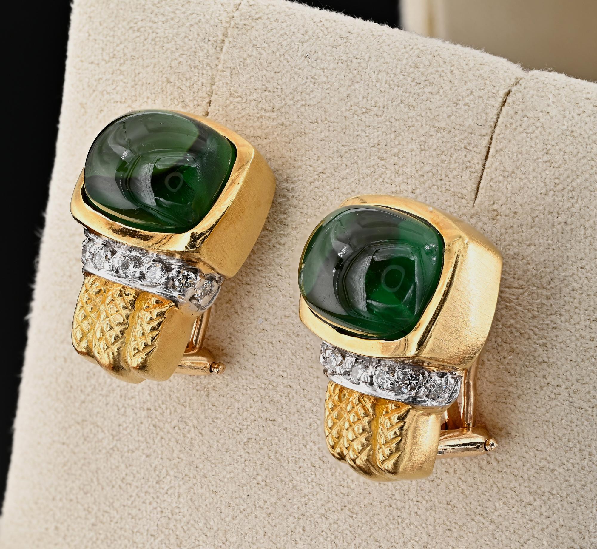 Estate 12.80 Ct Natural Green Tourmaline Diamond 14 KT earrings In Good Condition For Sale In Napoli, IT