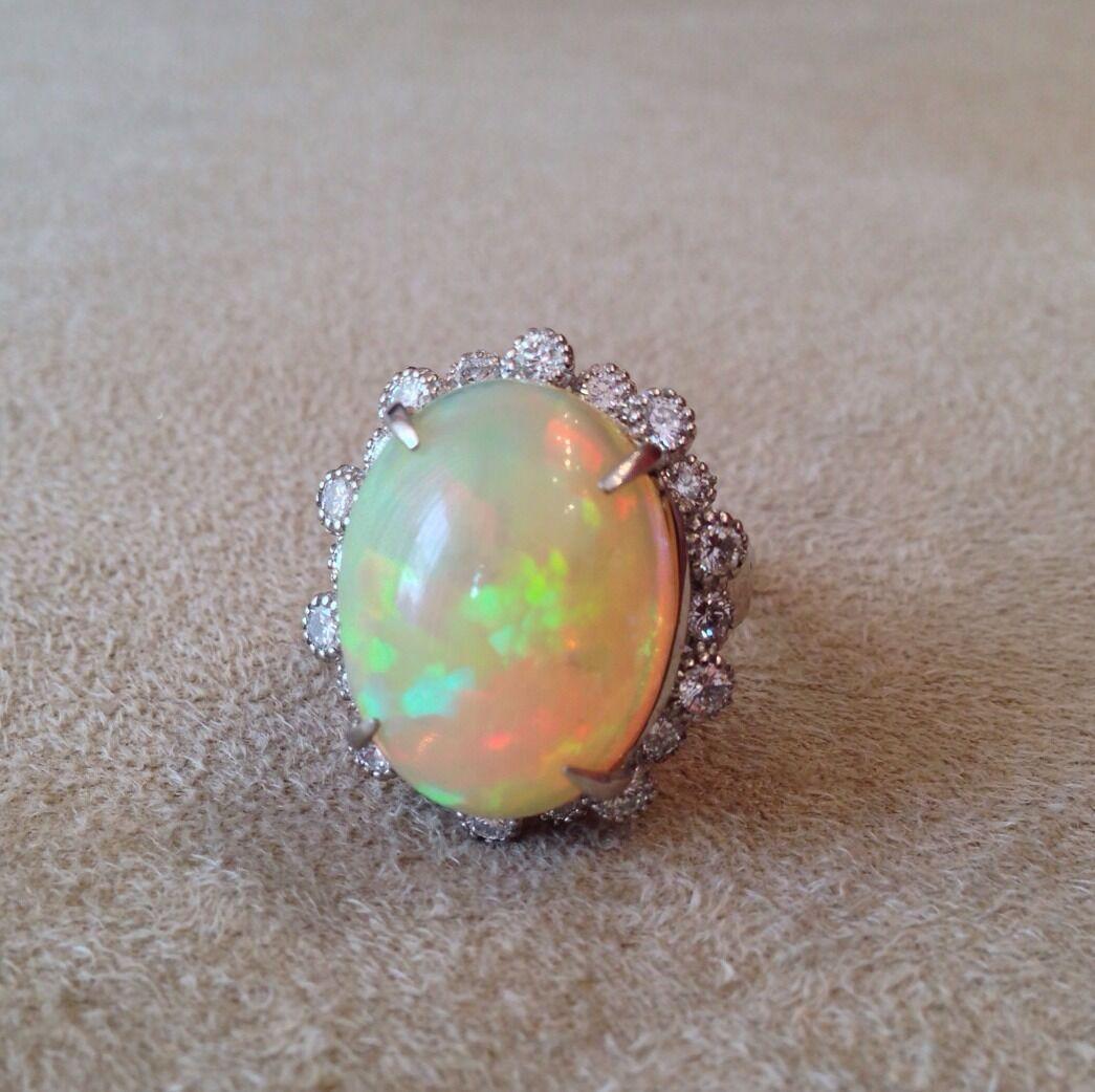 Estate 13.33 carat Natural Opal and Diamond Ring in Platinum In Excellent Condition For Sale In La Jolla, CA
