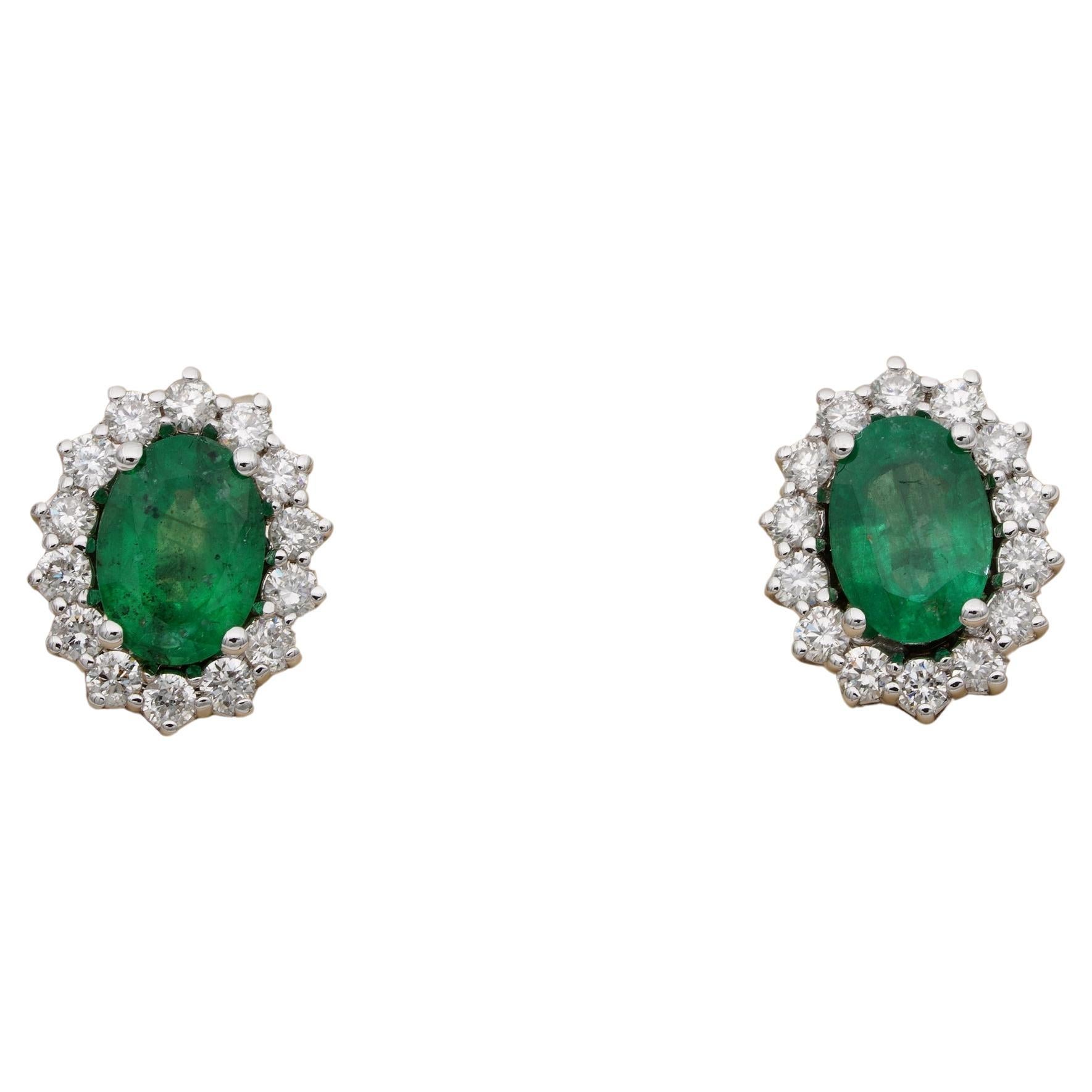 Estate 1.40 Ct Emerald .85 CT G VVS Diamond Cluster Stud Earrings For Sale