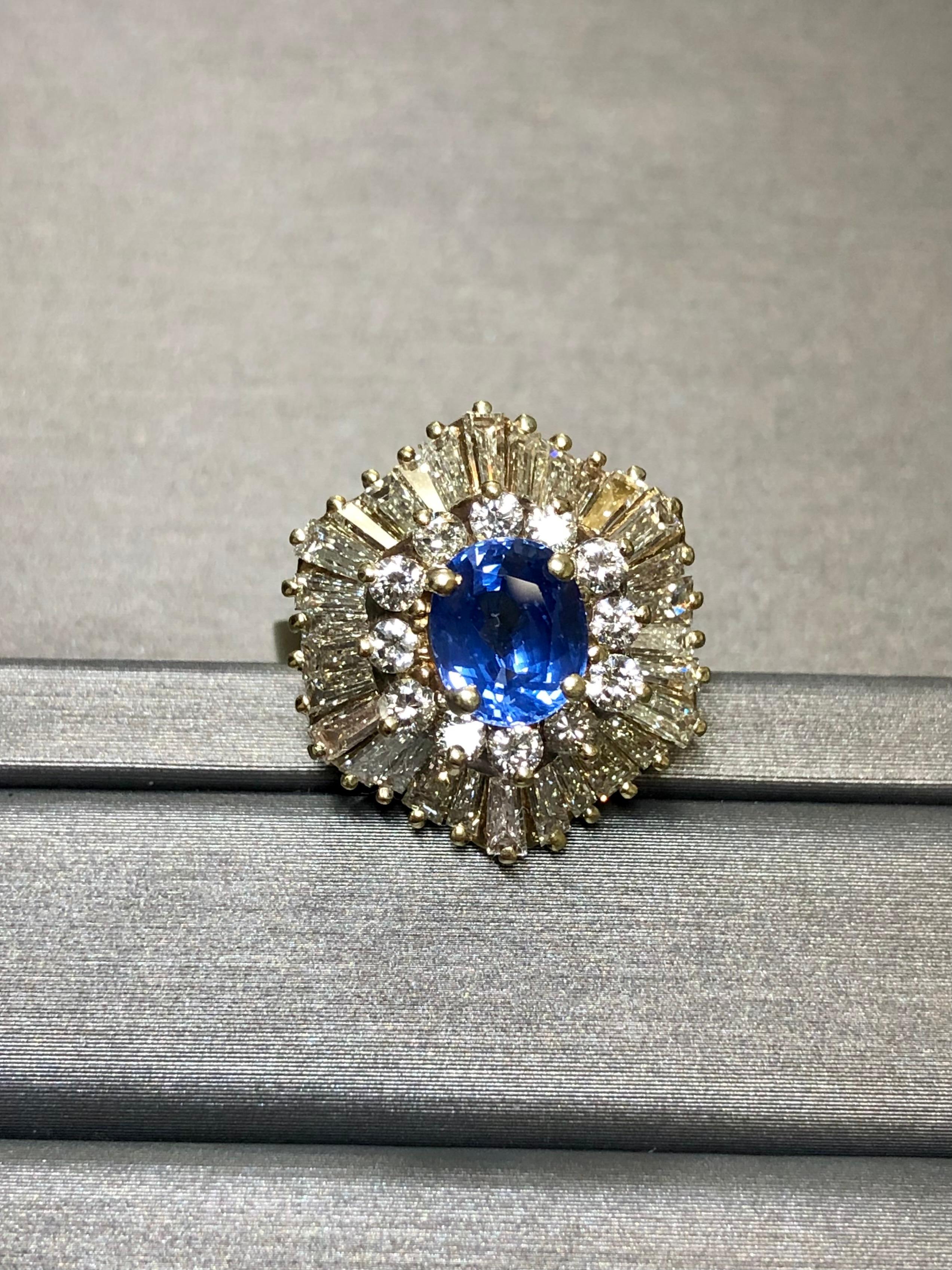 Contemporary Estate 14K Baguette Diamond Oval Sapphire Ballerina Cocktail Ring 4.75cttw
