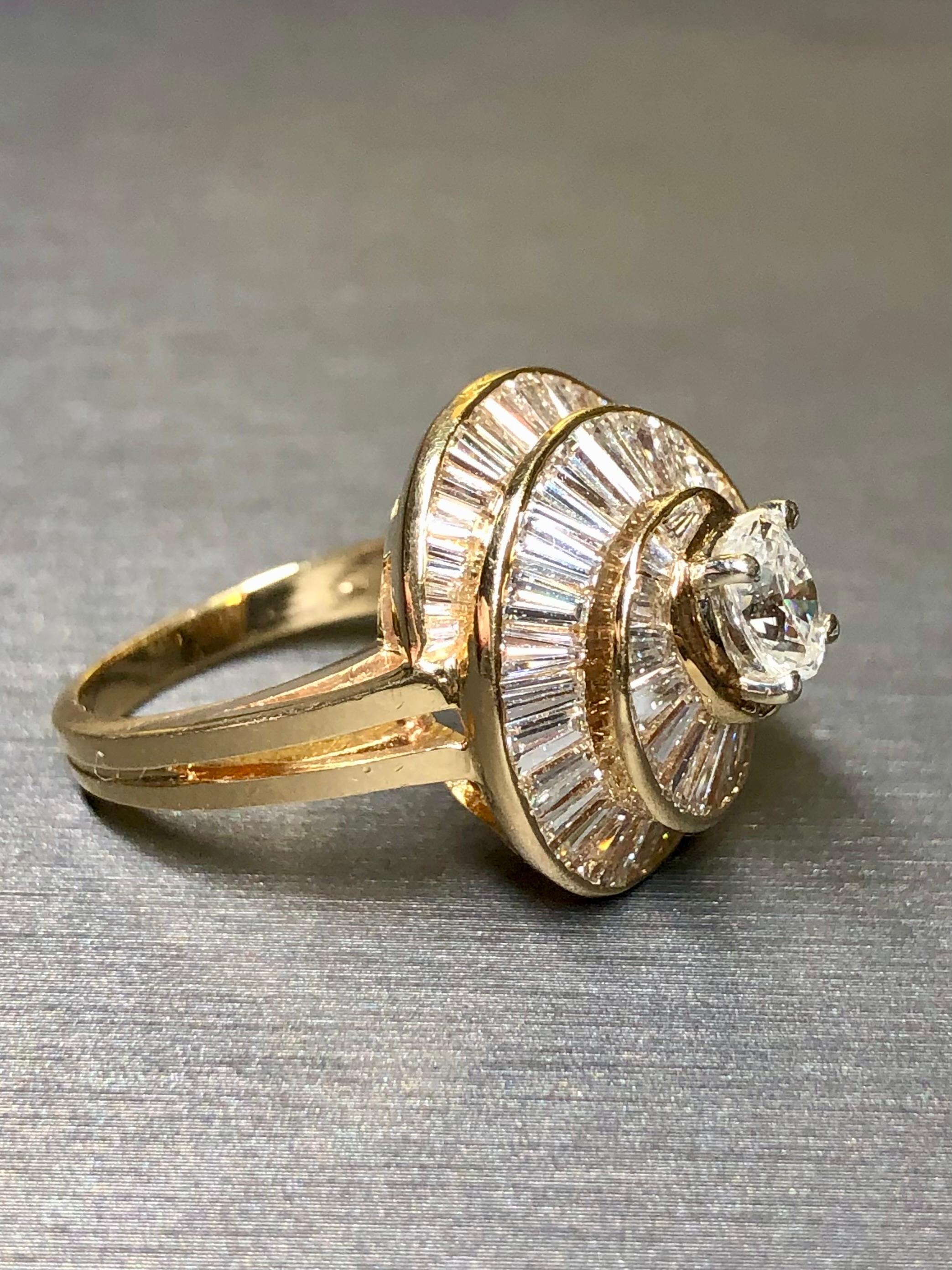 Nachlass 14K Baguette Oval Großer Spiral Cocktail Solitär Ring 5,40cttw H Vs Gr. 6 (Ovalschliff) im Angebot