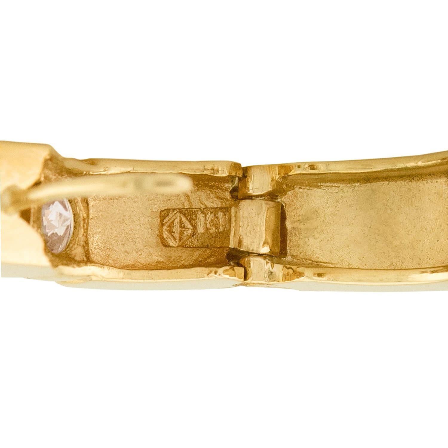 Taglio vecchia miniera Orecchini a cerchio Huggie con diamanti 14k Estate in vendita