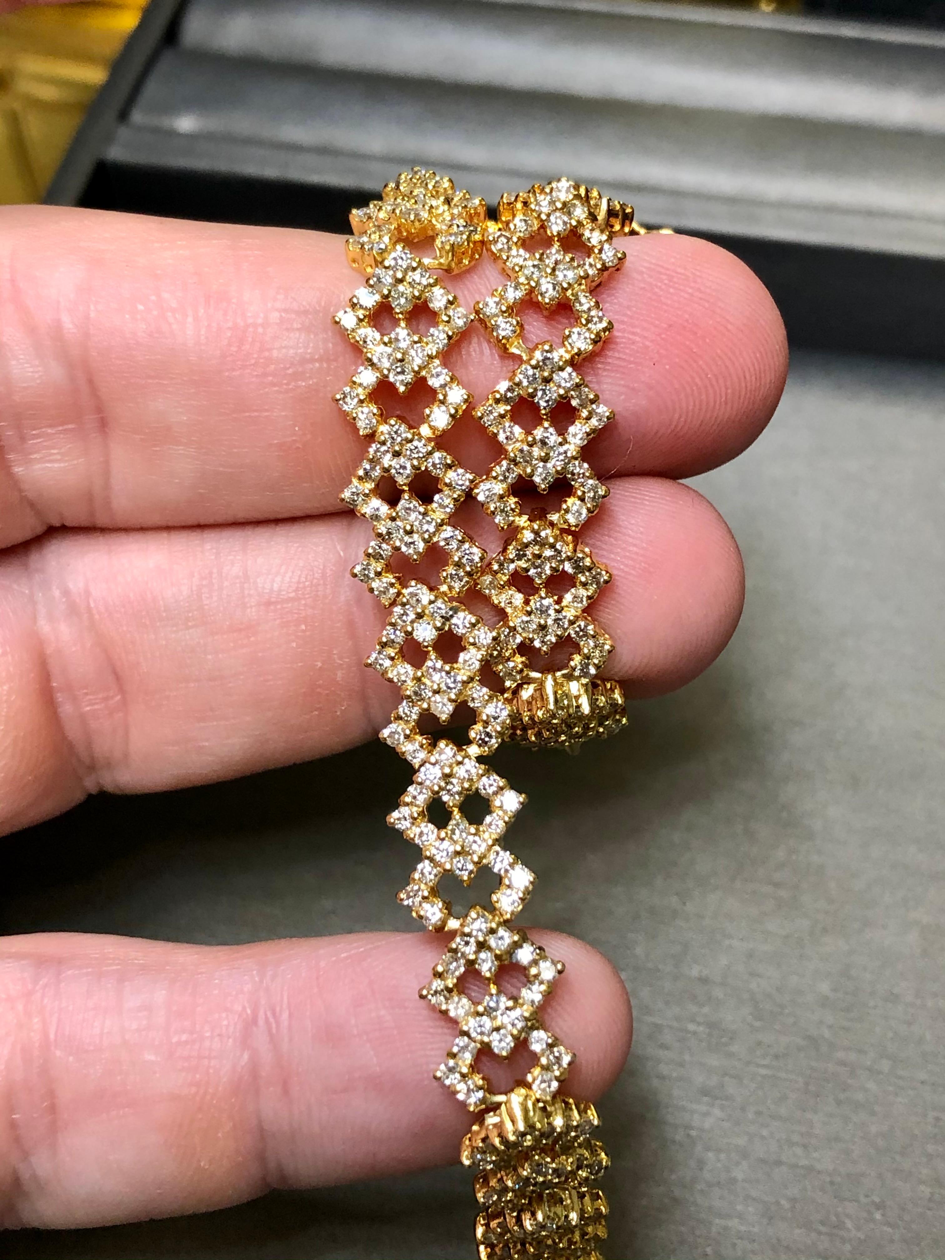 Round Cut Estate 14K Geometric Link Diamond Line Bracelet 5.40cttw 7.5” For Sale