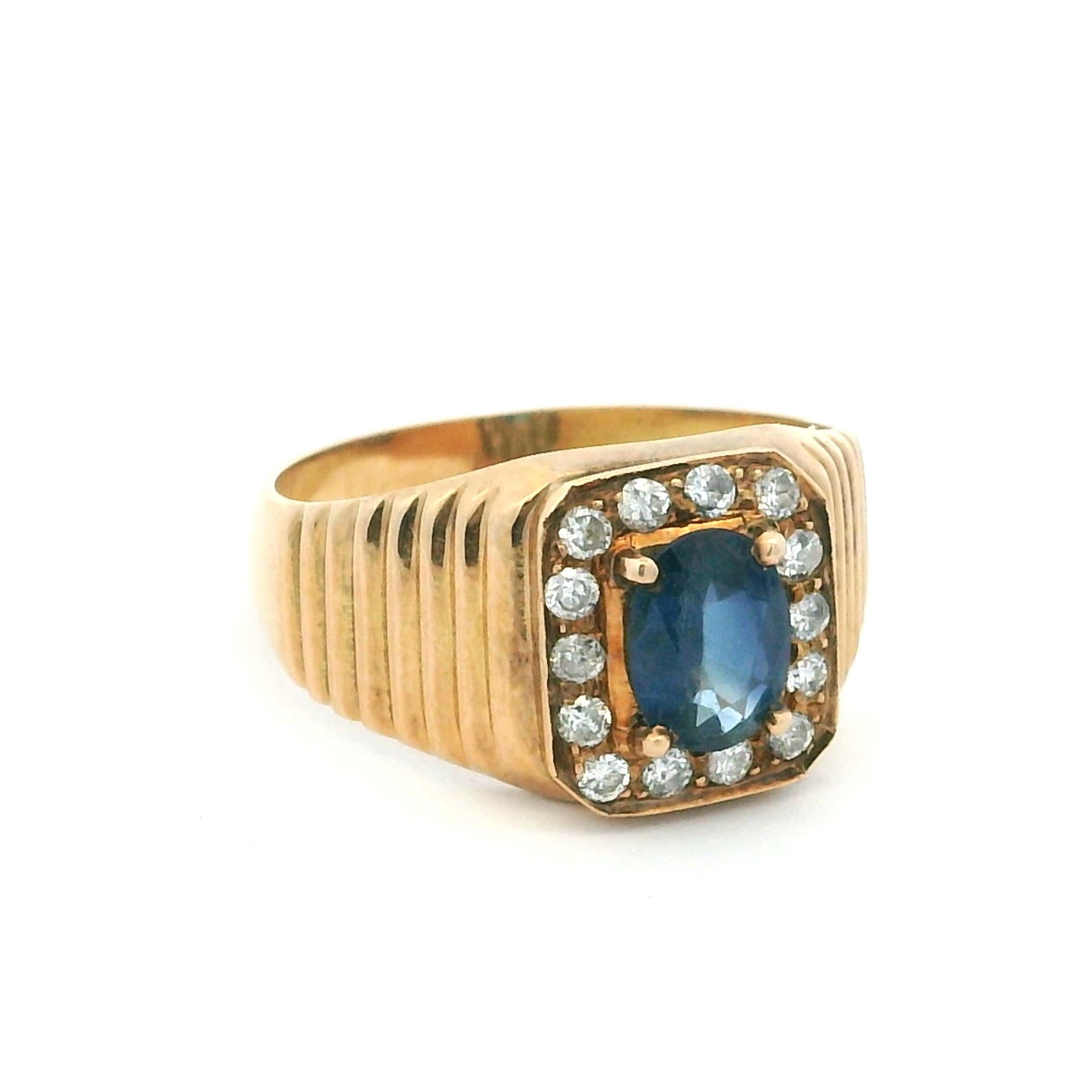 Bague Halo en or 14K saphir et diamant, taille 8 Excellent état - En vente à Miami, FL