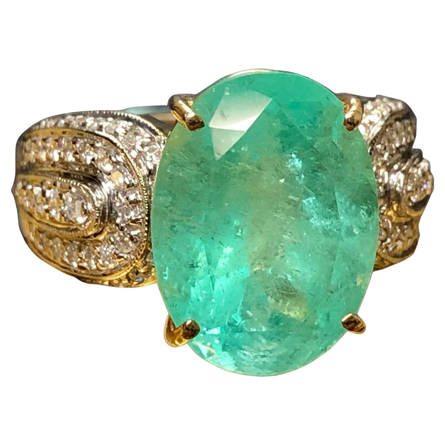 Estate 14K LARGE Oval Emerald Diamond Cocktail Ring Sz 7.25 9.24cttw For Sale