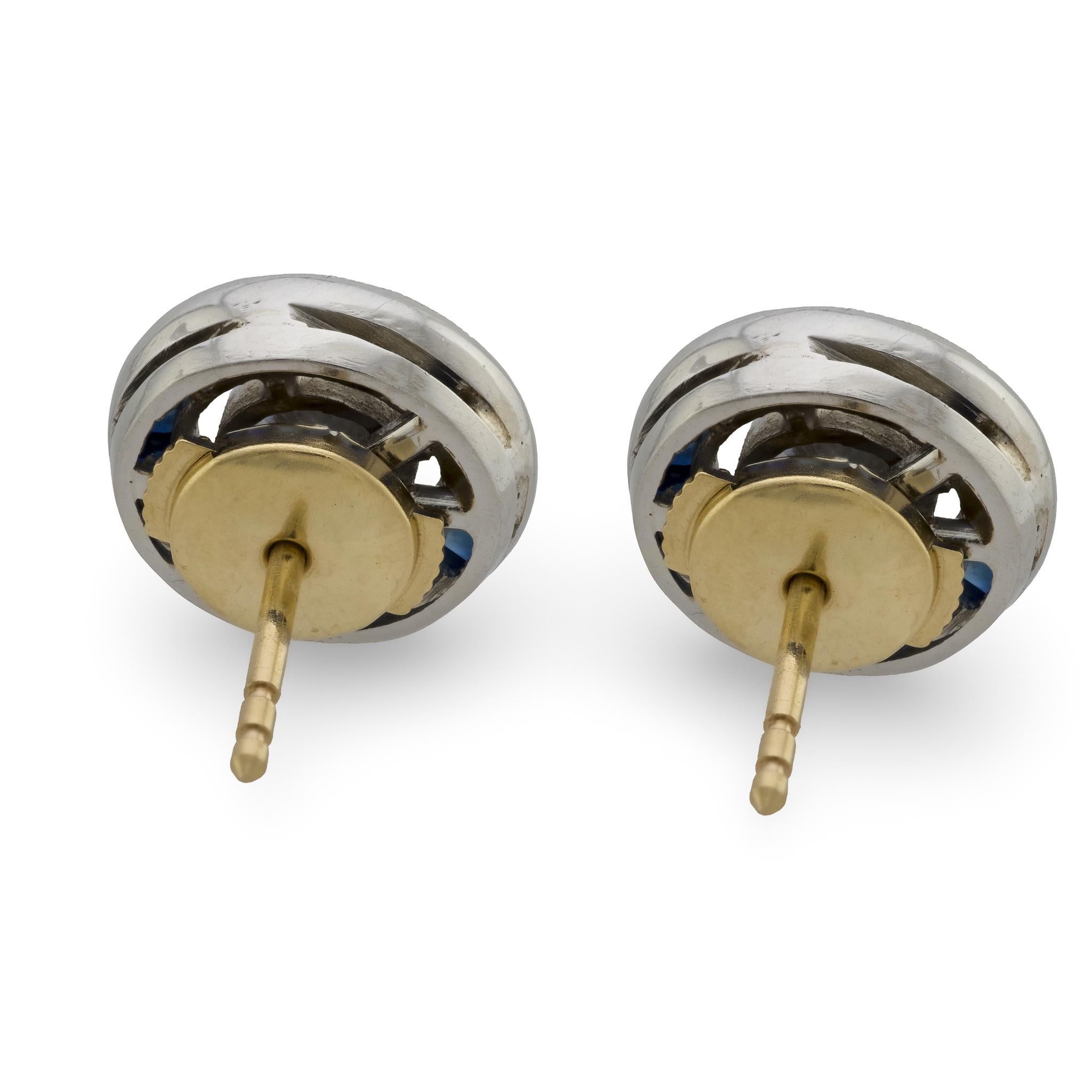 Pendientes Estate Halo de Diamantes y Zafiros 14k/Platino en Bueno estado para la venta en Narberth, PA