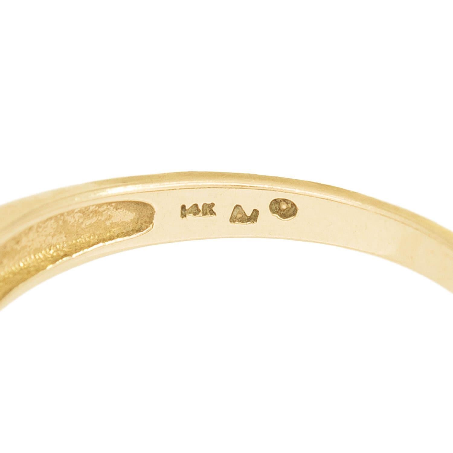 De las mujeres Estate 14k Sapphire and Diamond Band en venta