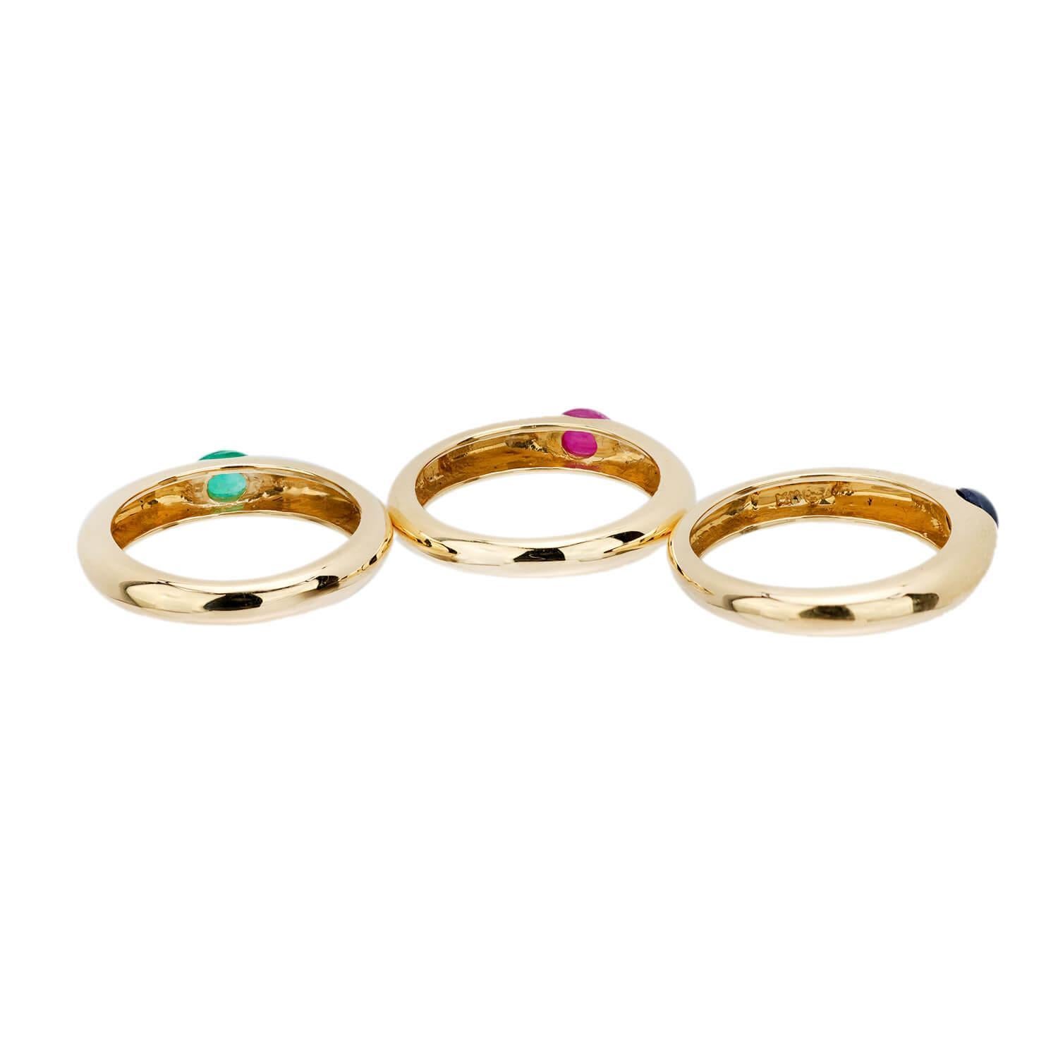 Nachlass 14k Saphir, Rubin & Smaragd Drei-Ring-Set im Zustand „Gut“ im Angebot in Narberth, PA