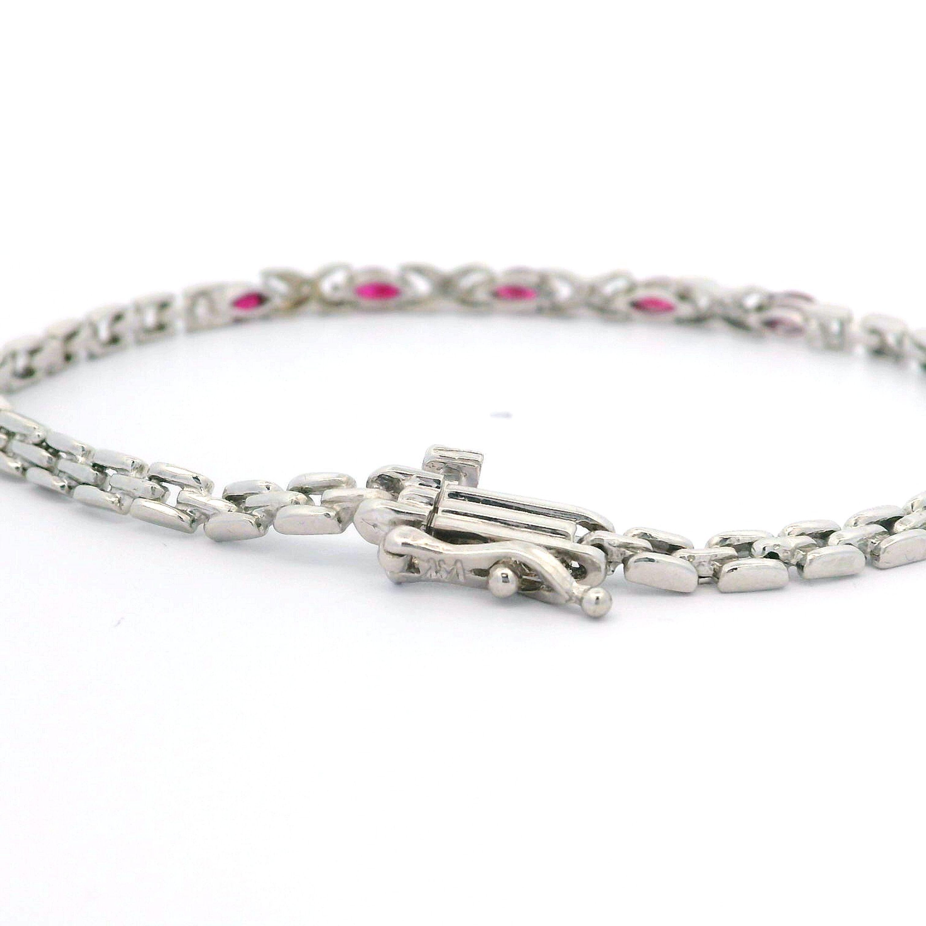 Estate 14k White Gold Diamond & Ruby Section Polished Brick Link Bracelet In Good Condition In Montclair, NJ