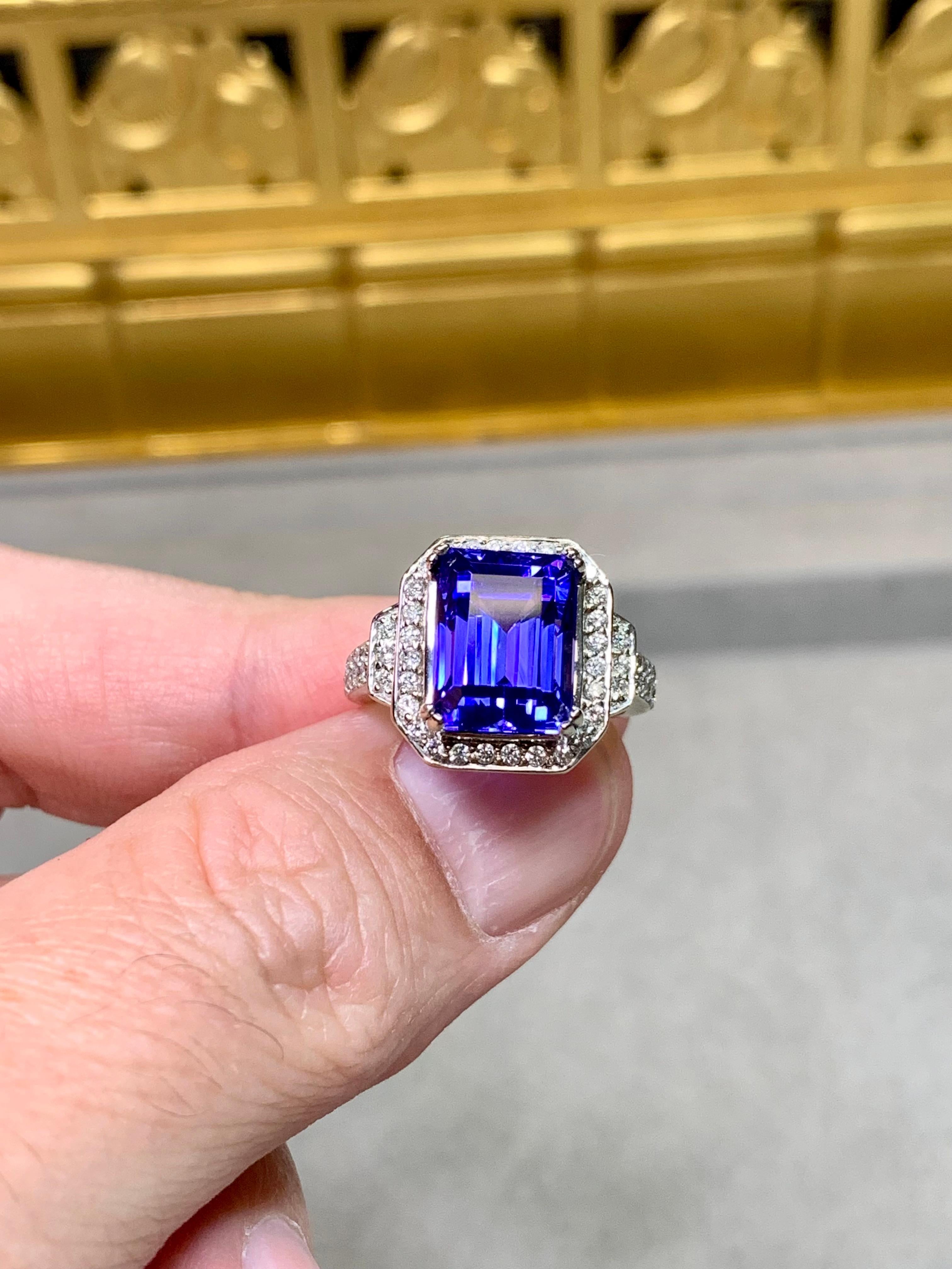 Estate 14K Weißgold Smaragdschliff Tansanit Diamant Cocktail Ring 7,31ctw für Damen oder Herren
