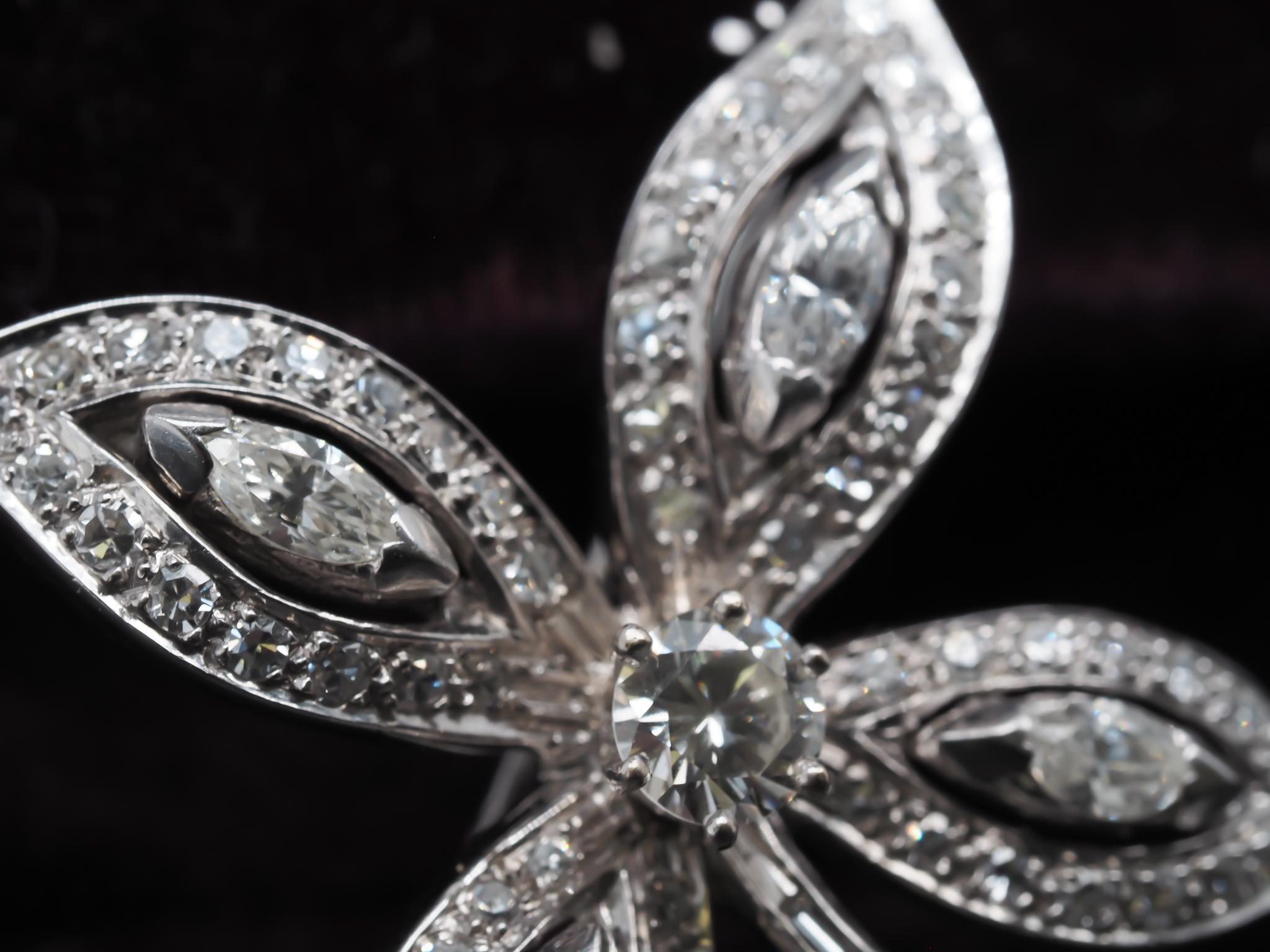 Estate 14K White Gold Flower Brooch with Diamonds For Sale 3