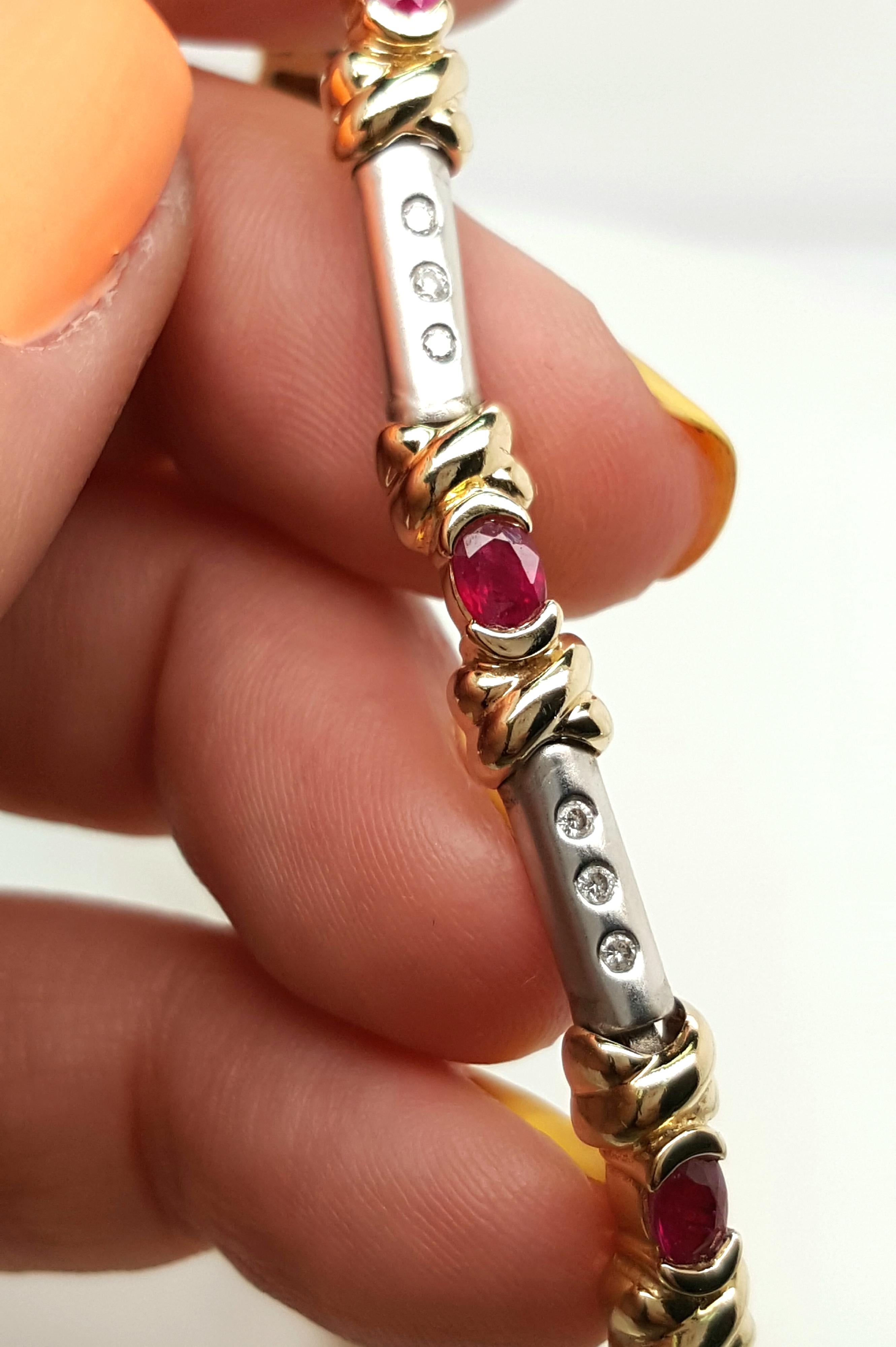 Estate 14 Karat Yellow and White Gold Oval Ruby Diamond Bracelet In Good Condition For Sale In Addison, TX