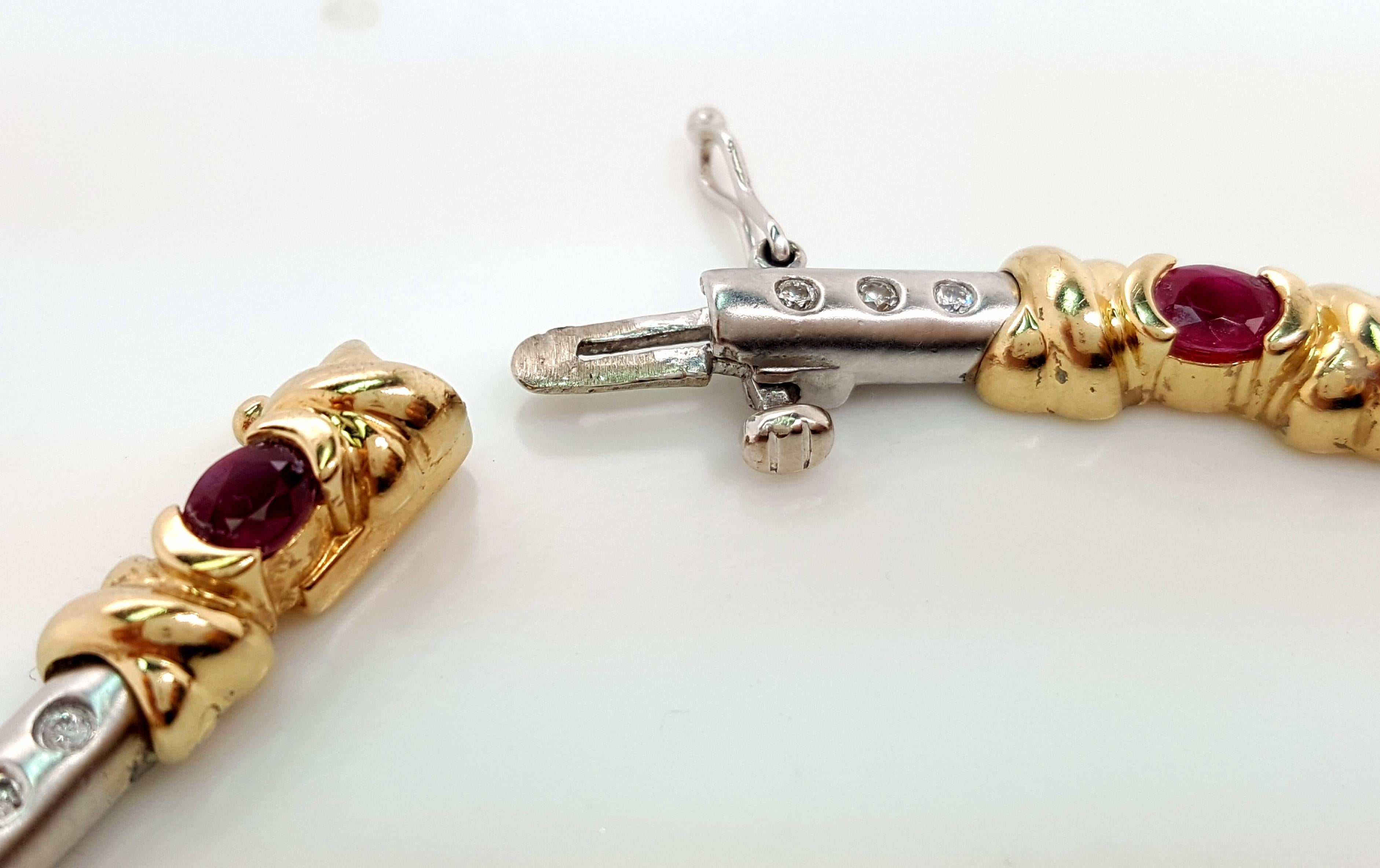 Bracelet de succession en or jaune et blanc 14 carats avec rubis ovale et diamants en vente 2