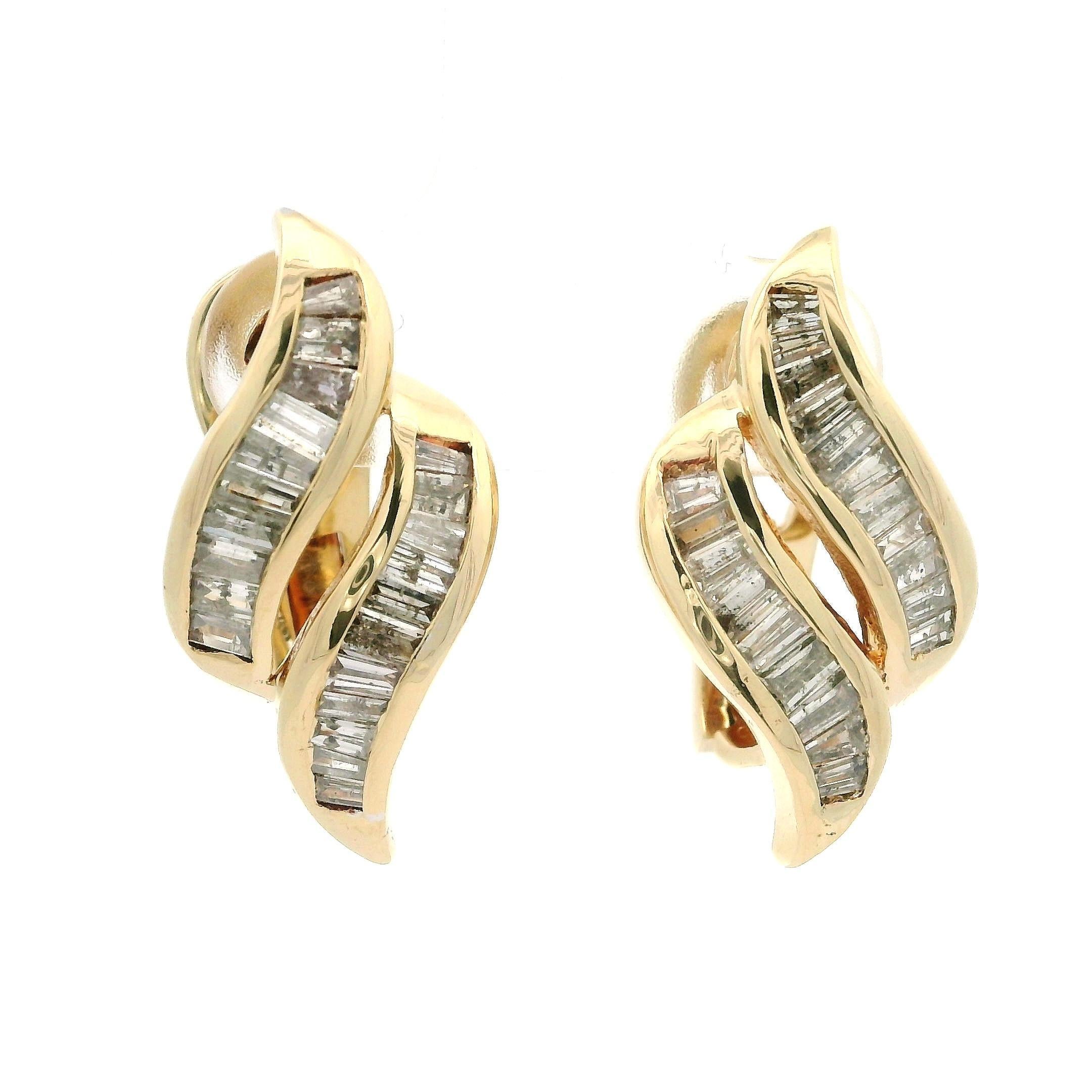 Orecchini Estate in oro giallo 14k con diamante a canale baguette da 1,0 ct. in vendita 3