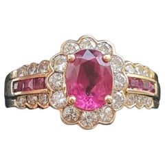 Estate 14k Yellow Gold 1.10ct Natural Fuchsia Pink Ruby and Diamond Halo Ring