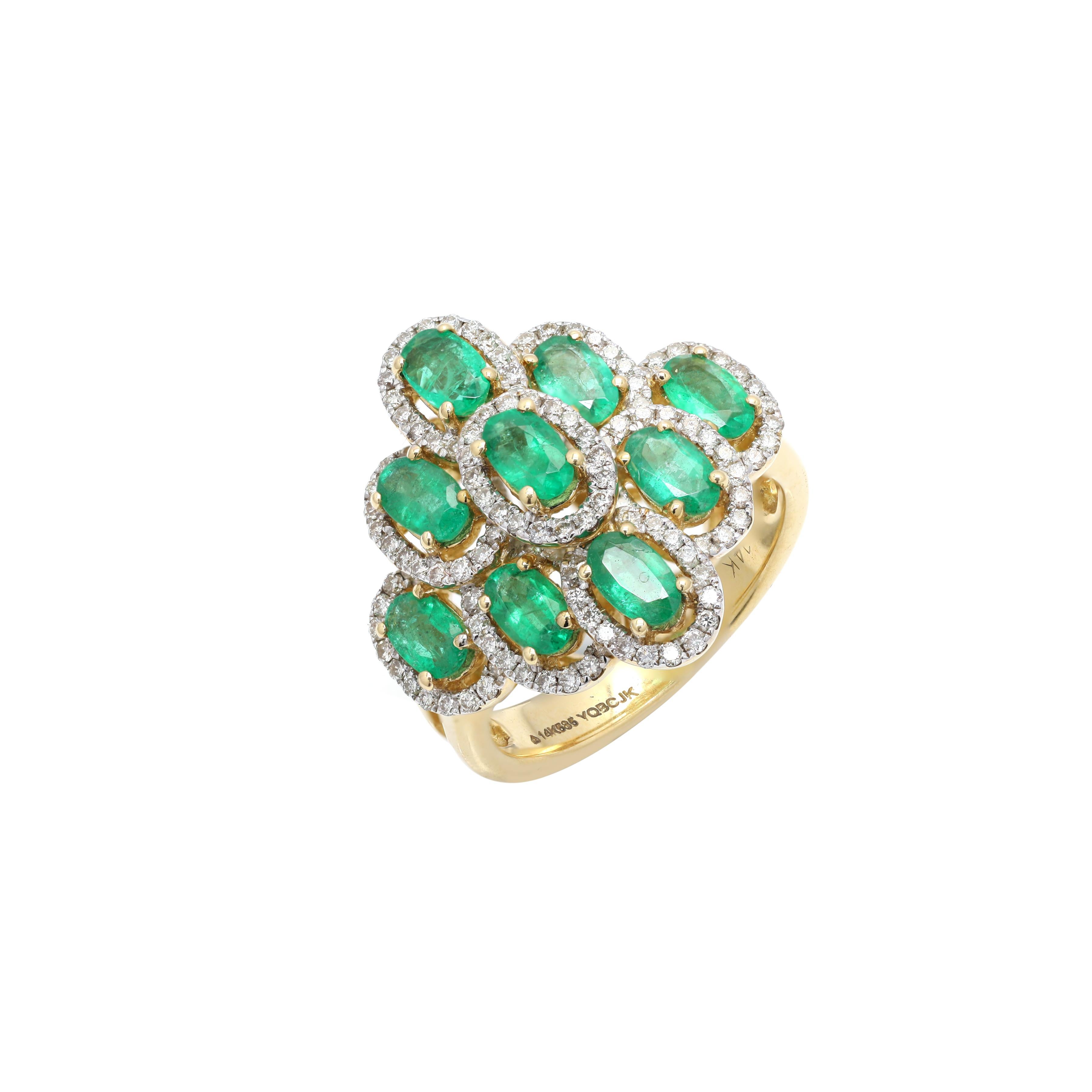 For Sale:  Estate 14k Yellow Gold 2.25 Carat Diamond Emerald Ring Cluster Cocktail Ring 4