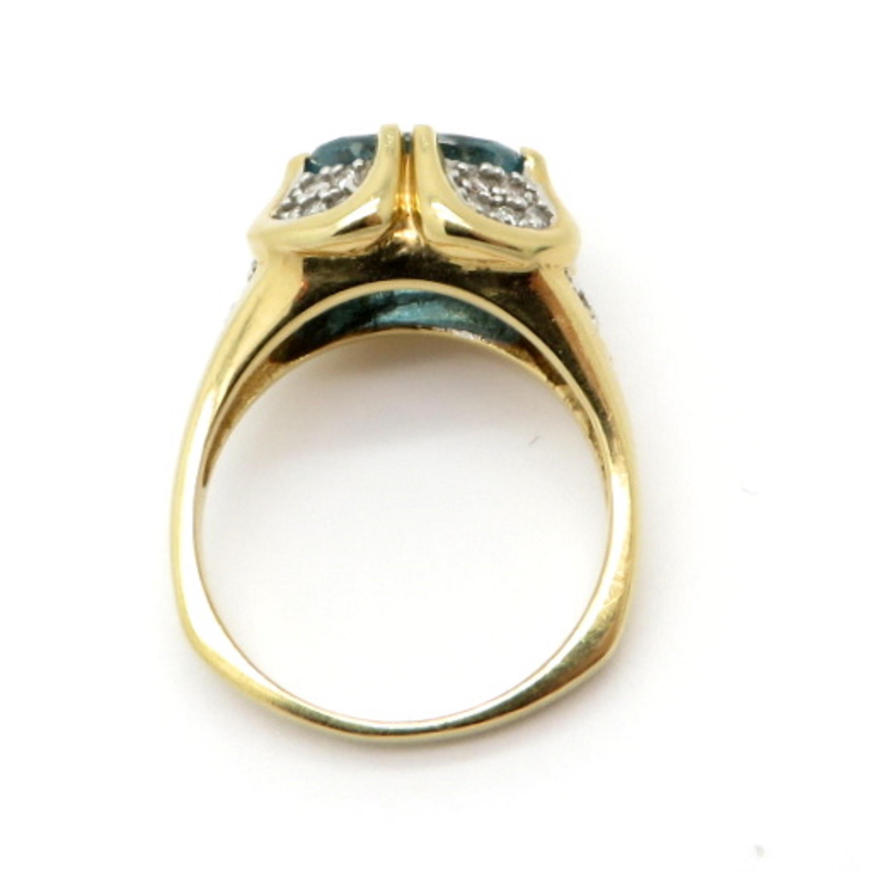 Bague de succession en or jaune 14 carats avec zircon bleu de 5,00 carats et diamants en vente 1