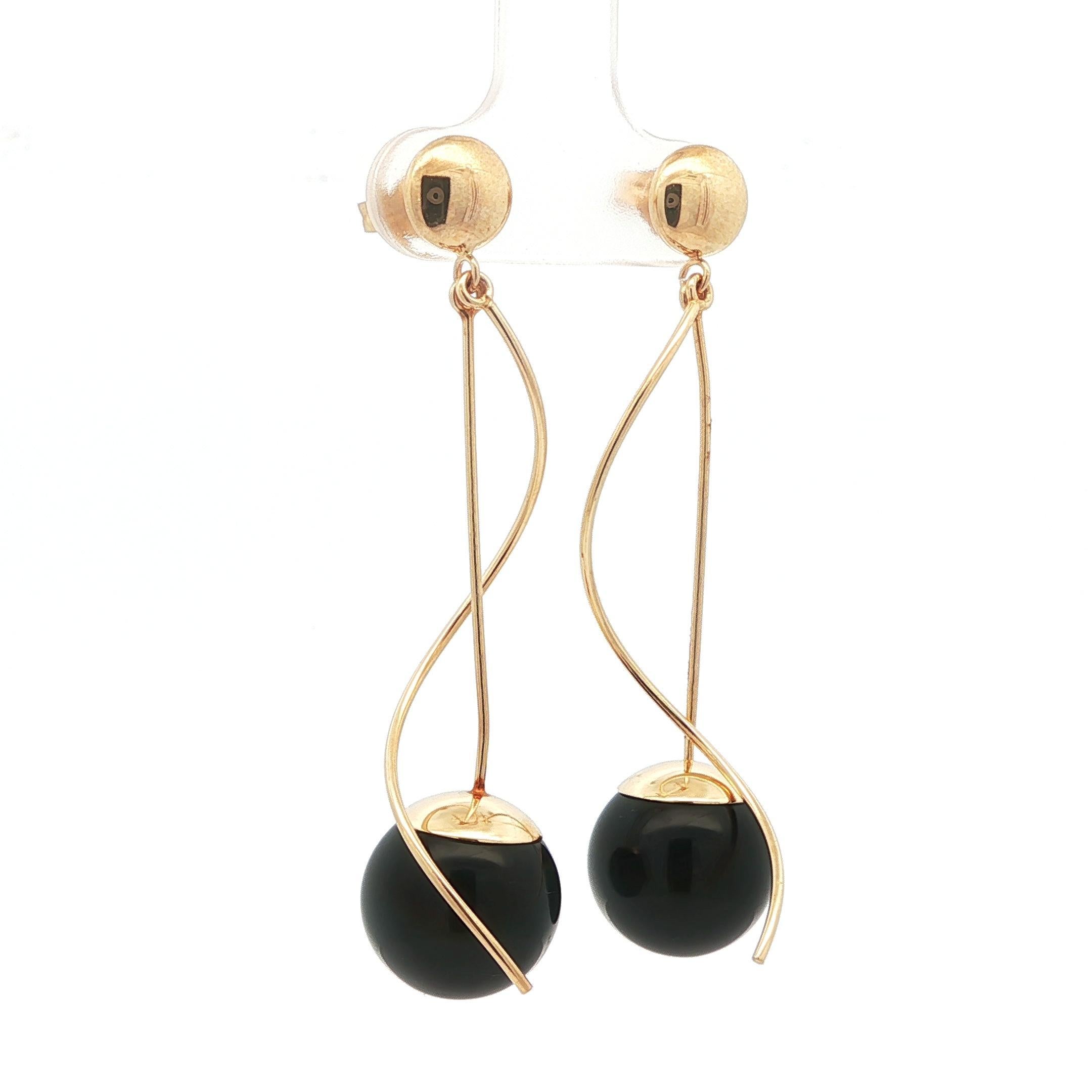Perlina Orecchini a goccia in oro giallo 14k con perline di onice nero e accenti a spirale in vendita