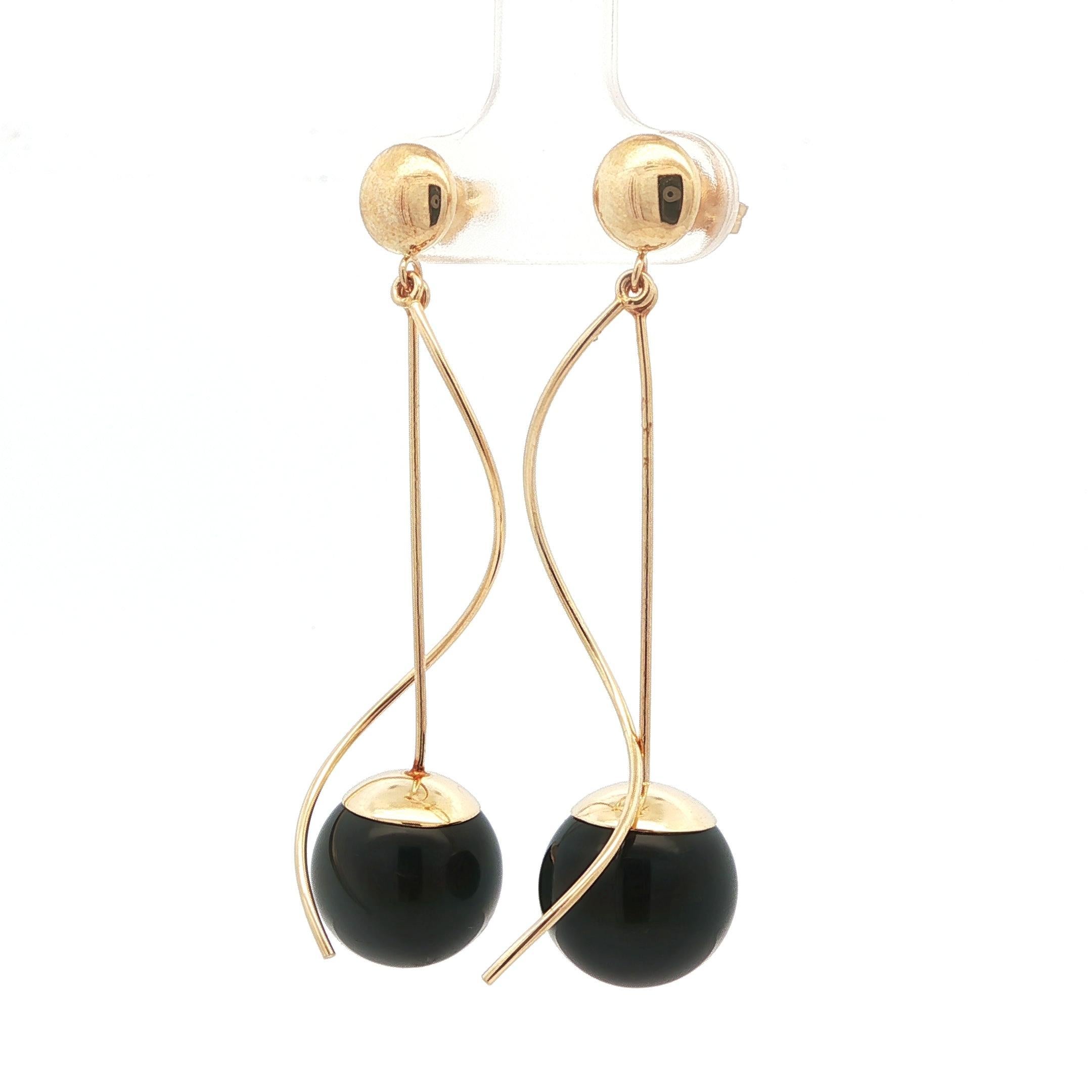 Orecchini a goccia in oro giallo 14k con perline di onice nero e accenti a spirale In condizioni ottime in vendita a Montclair, NJ